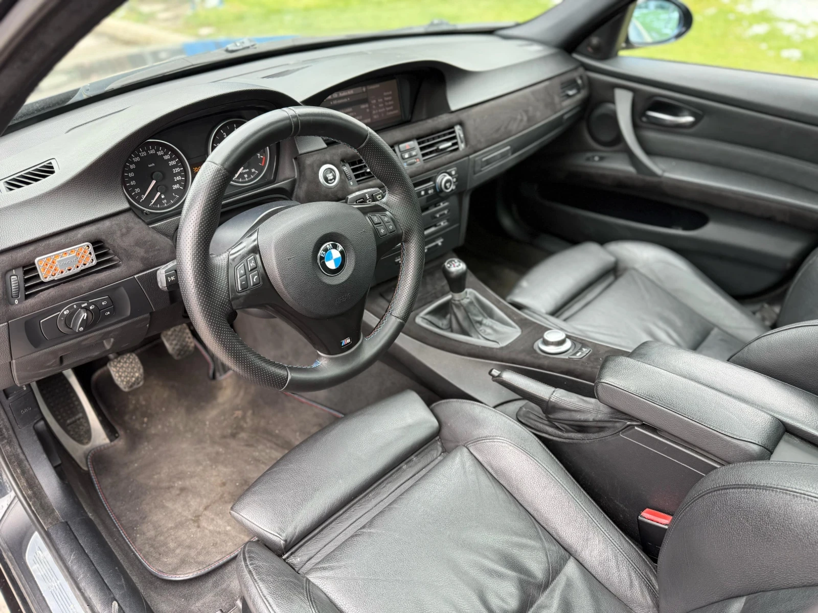 BMW 330  - изображение 10