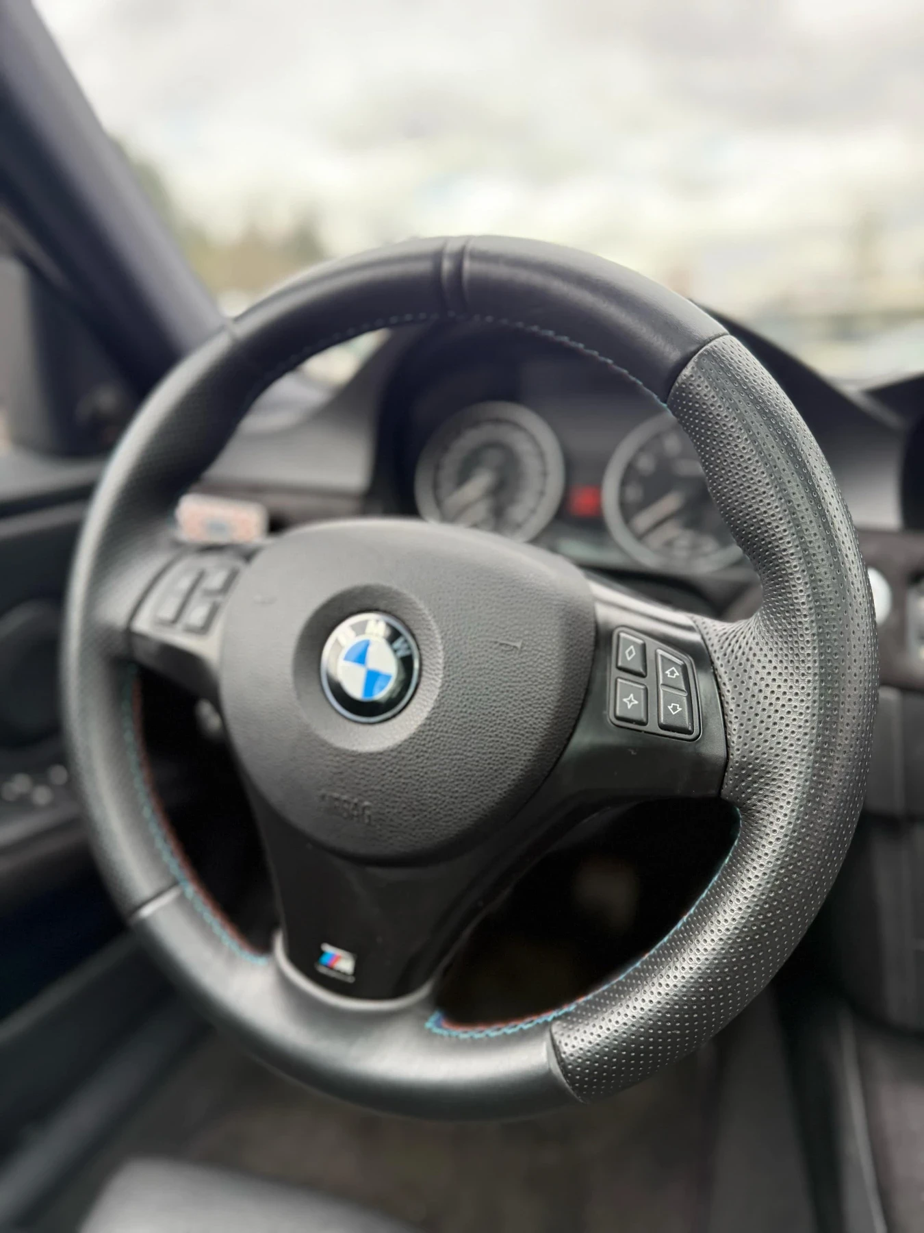 BMW 330  - изображение 9