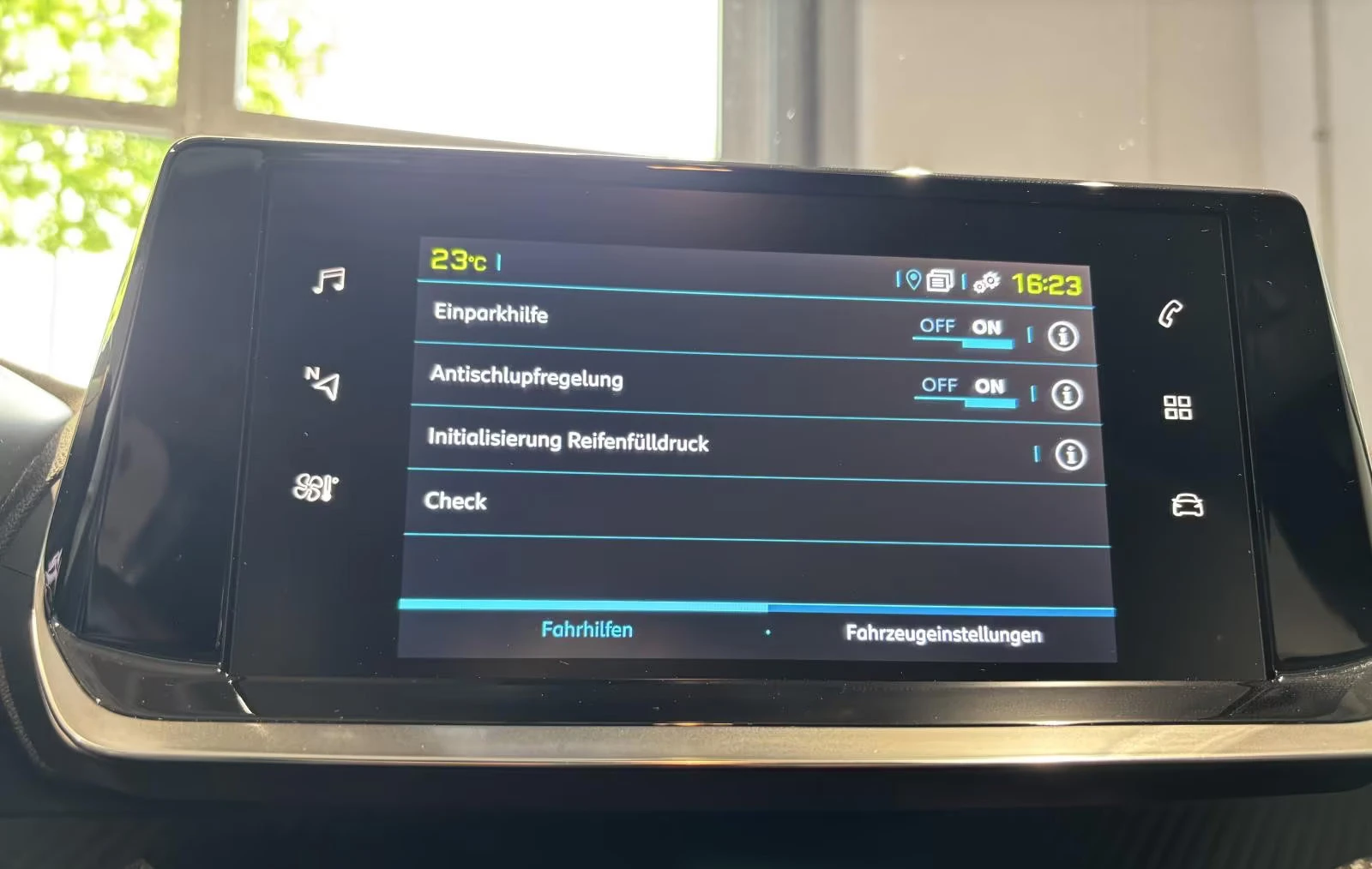 Peugeot 2008 ACTIVE/136HP/NAVI/CAM/KEYLESS/VCONTROL/LED/609fpr | Mobile.bg   13