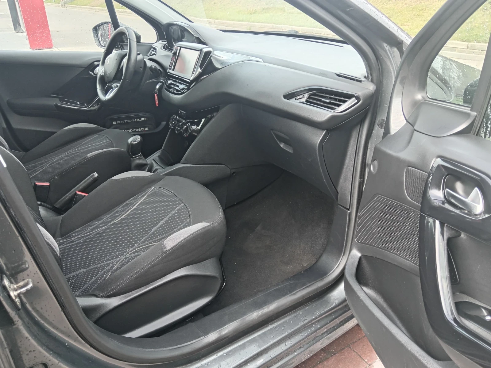 Peugeot 208 1.4i-95hp. | Mobile.bg   12