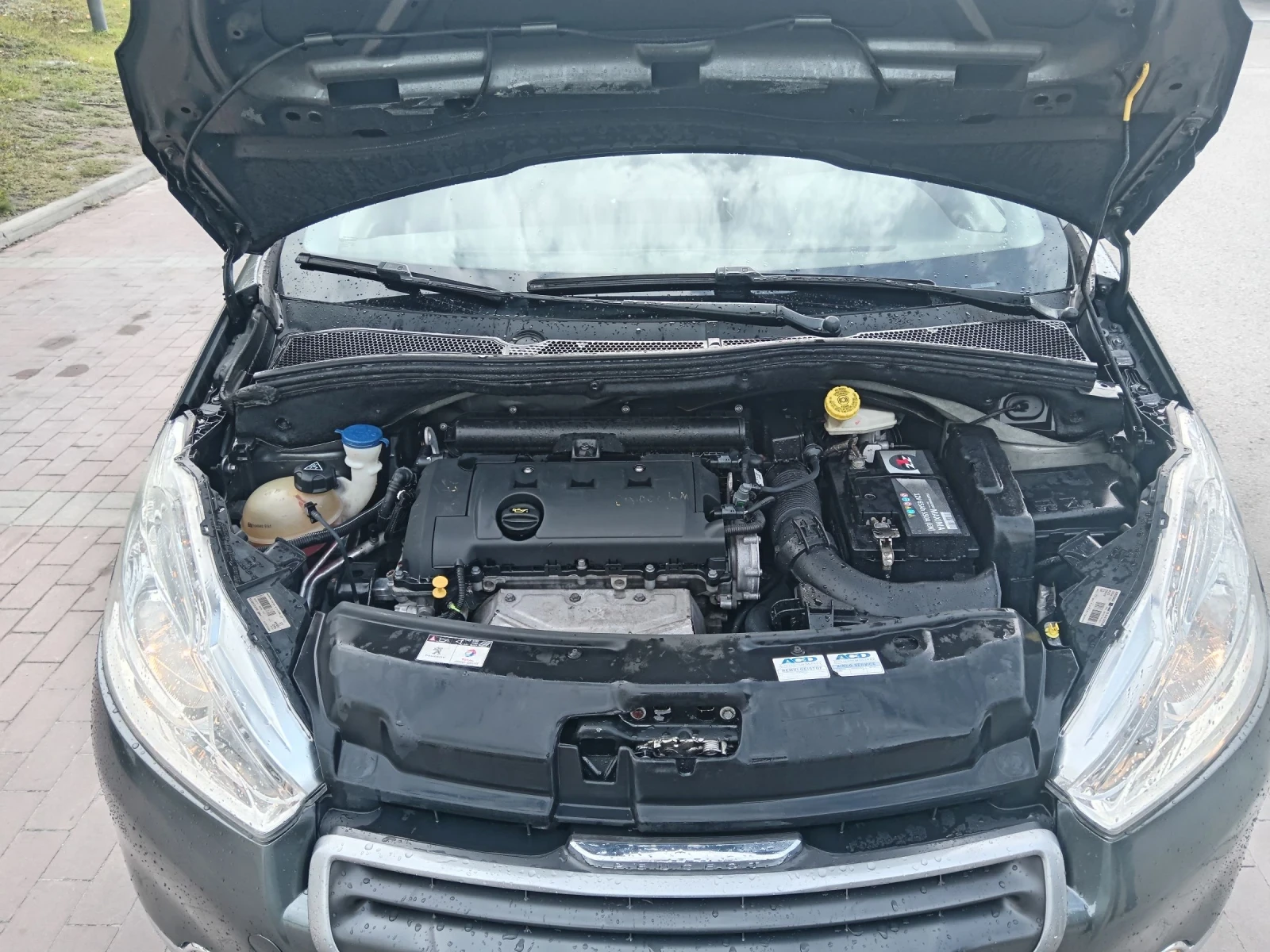 Peugeot 208 1.4i-95hp. | Mobile.bg   15