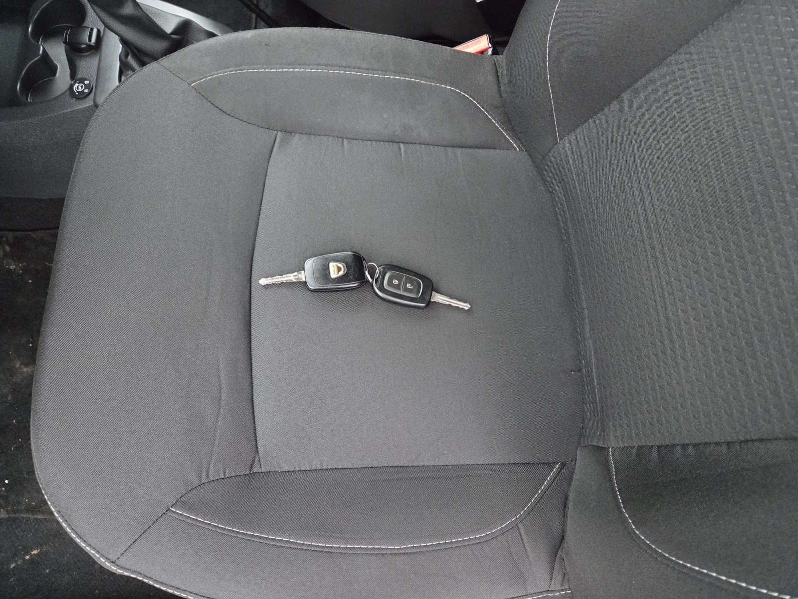 Dacia Lodgy 1.6   | Mobile.bg   13