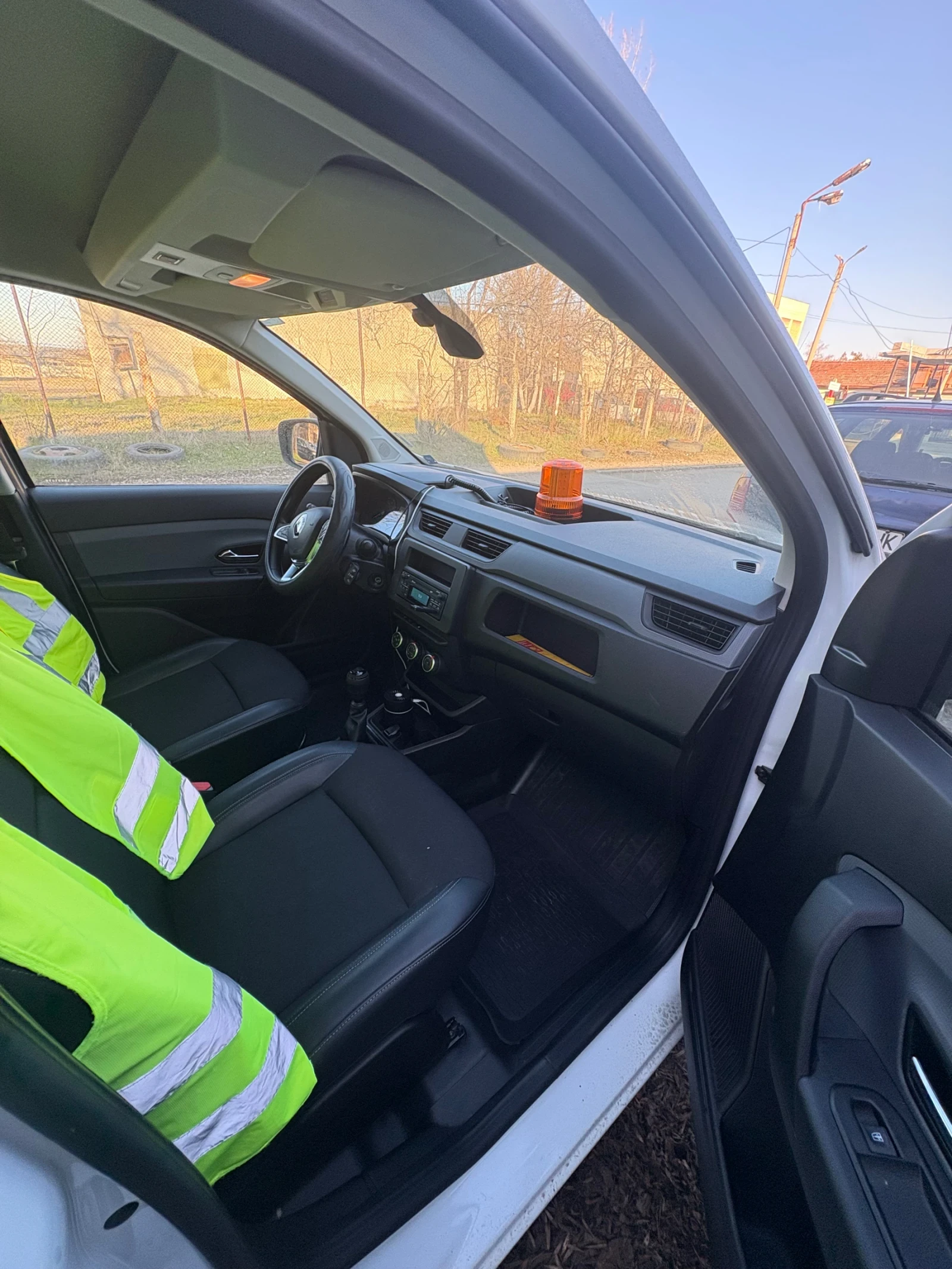 Renault Express 1, 5 dci, 95jp, Tempomat, Clima, Bluetooth . | Mobile.bg � ����������� 8