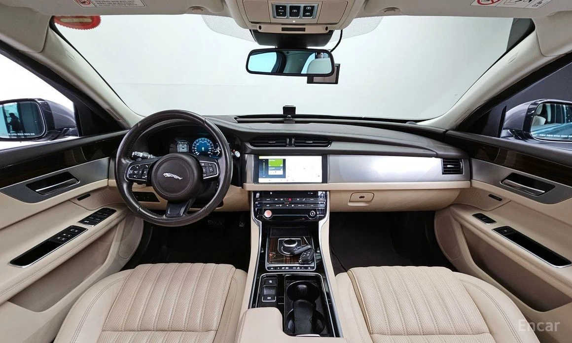 Jaguar Xf  - изображение 7