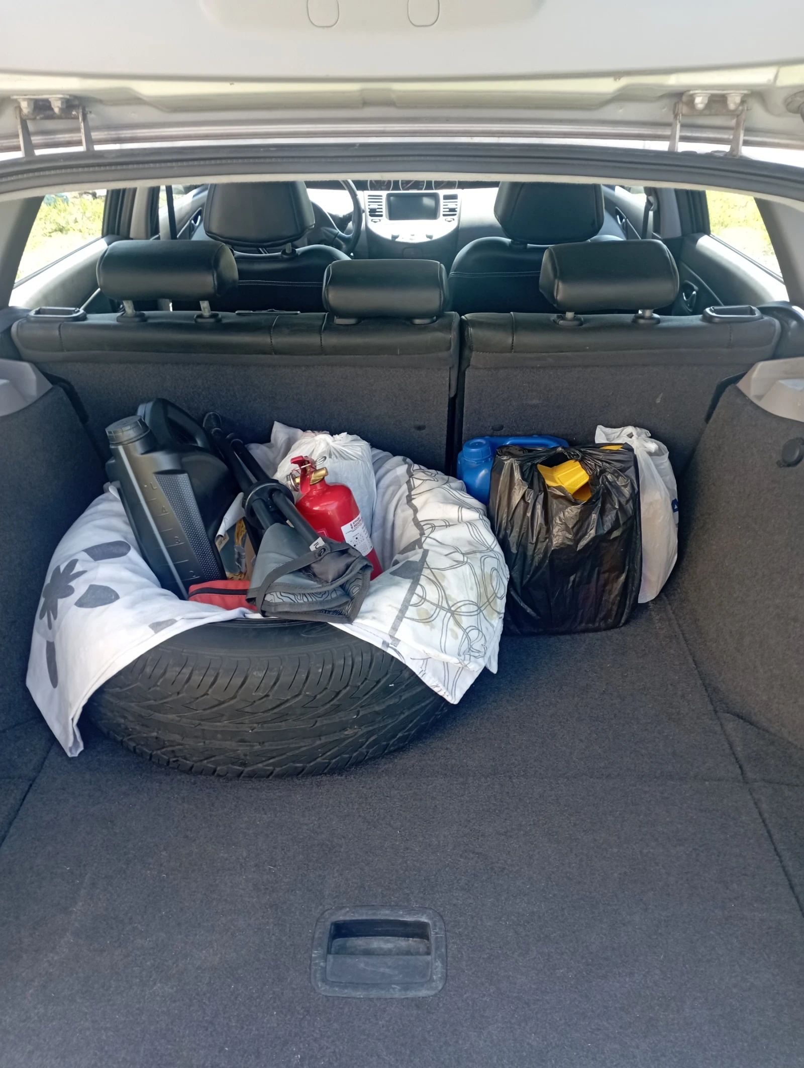 Nissan Primera P12, снимка 9 - Автомобили и джипове - 53785854