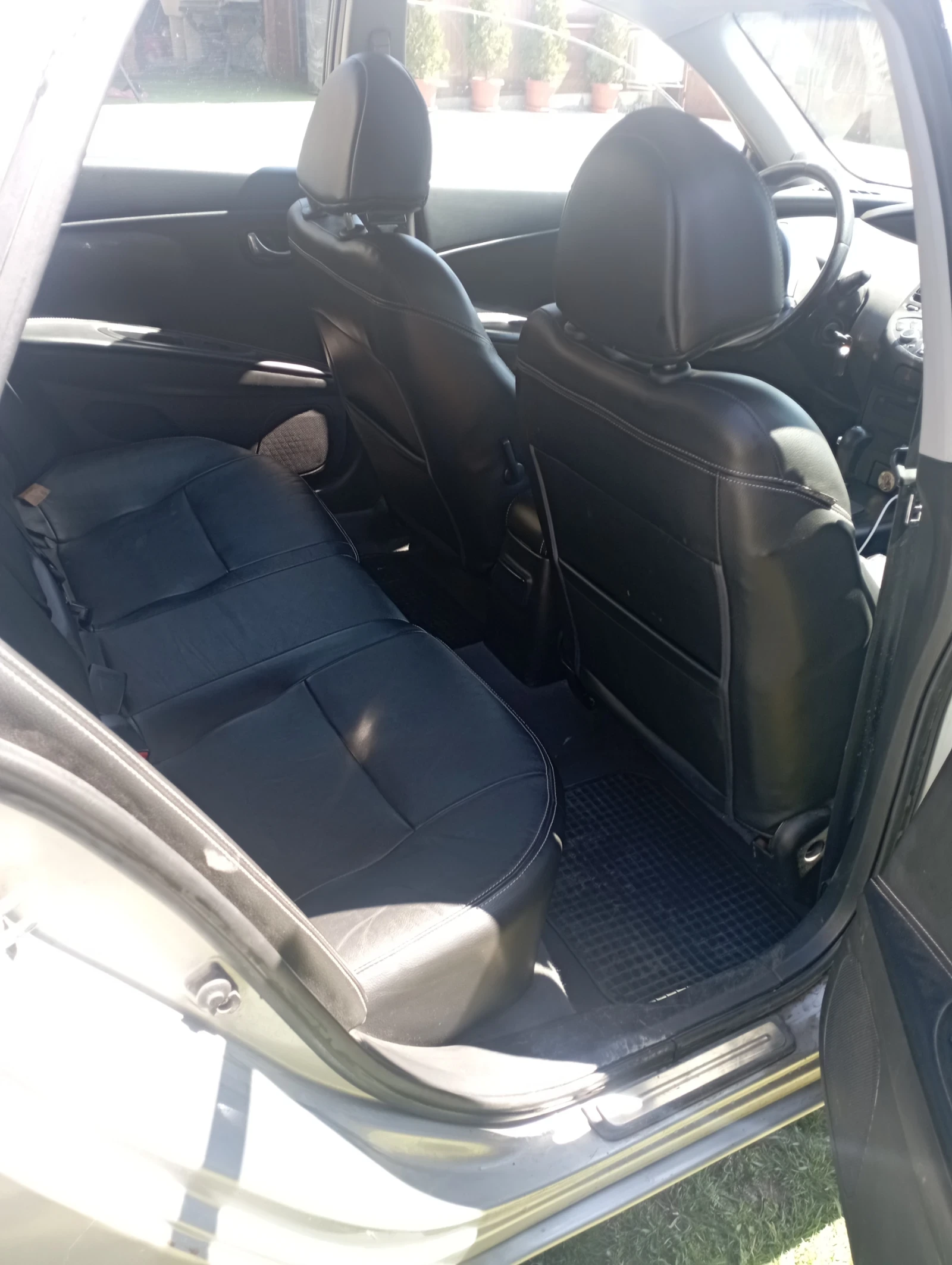 Nissan Primera P12, снимка 6 - Автомобили и джипове - 53785854