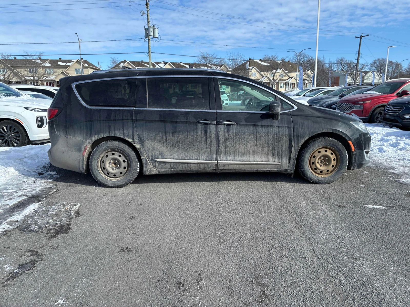 Chrysler Pacifica 3.6L 6cyl FWD - изображение 3