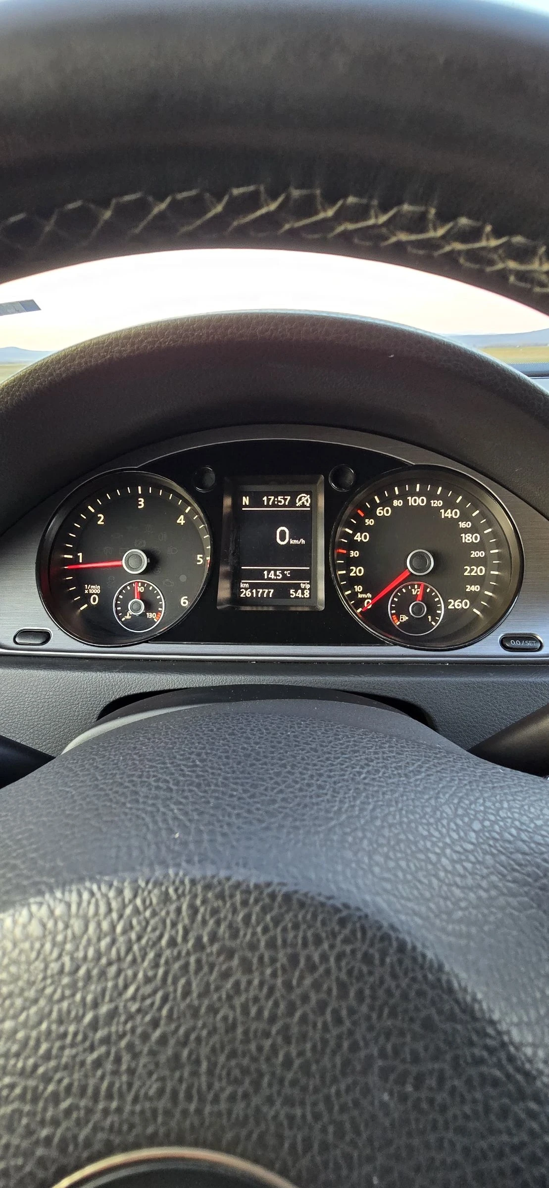 VW Passat 2.0TDI, снимка 11 - Автомобили и джипове - 53738176