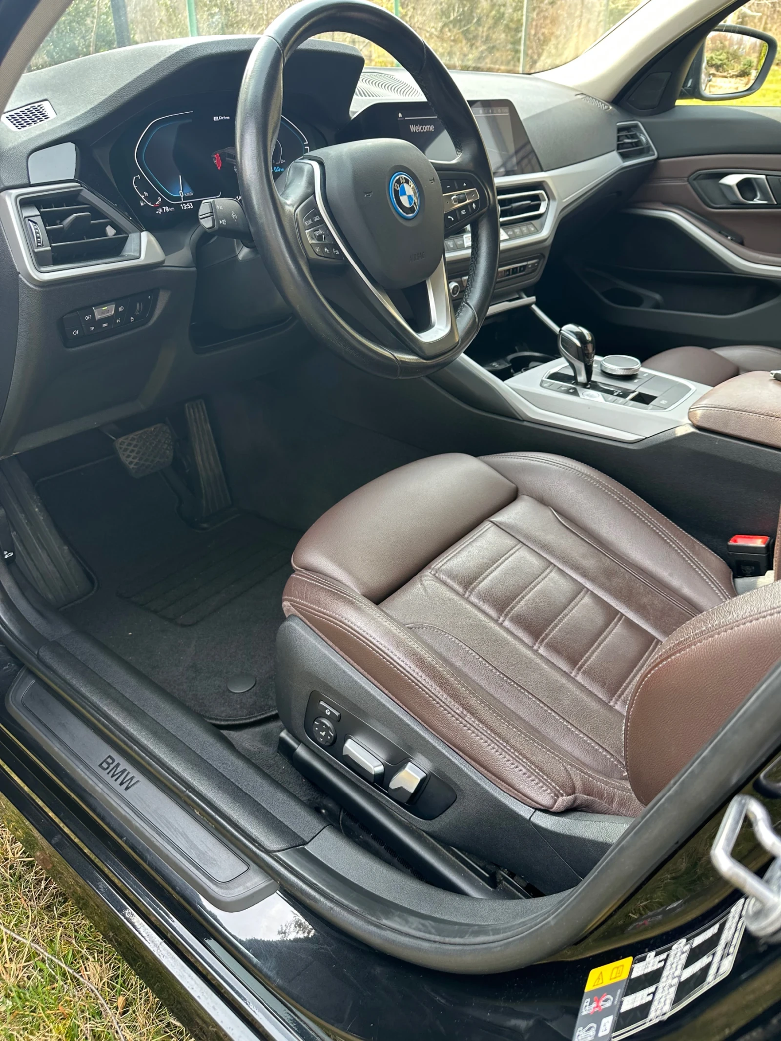 BMW 320 Plug in hybrid 320e, снимка 6 - Автомобили и джипове - 53757445