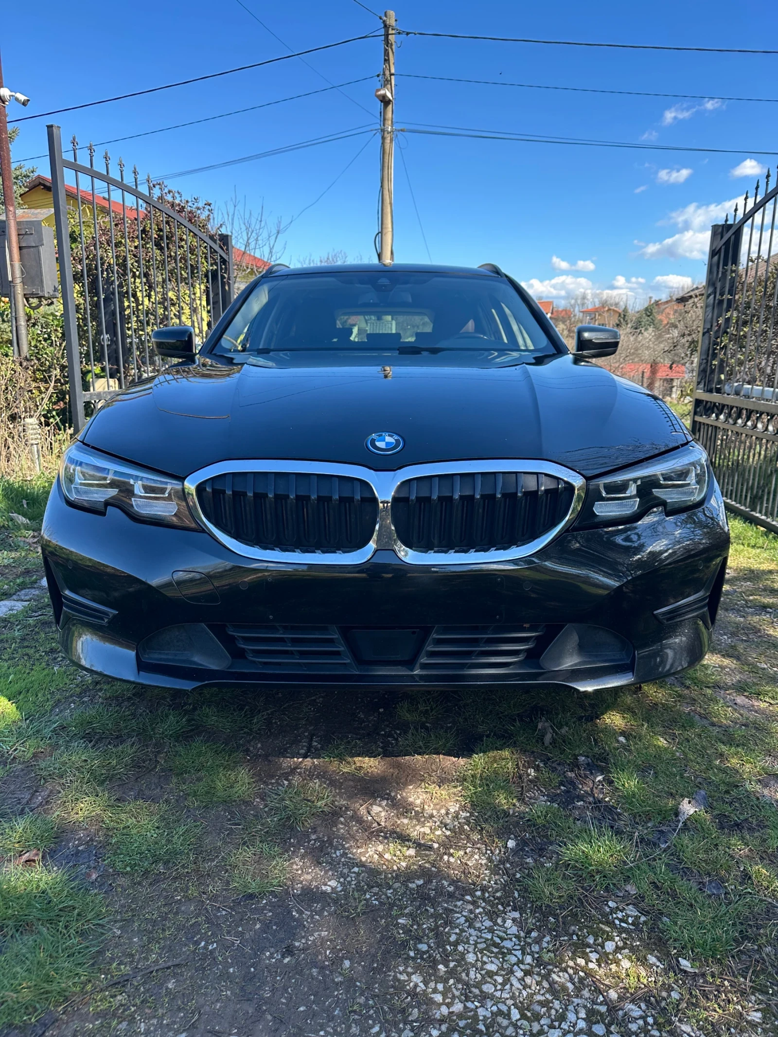 BMW 320 Plug in hybrid 320e, снимка 3 - Автомобили и джипове - 53757445