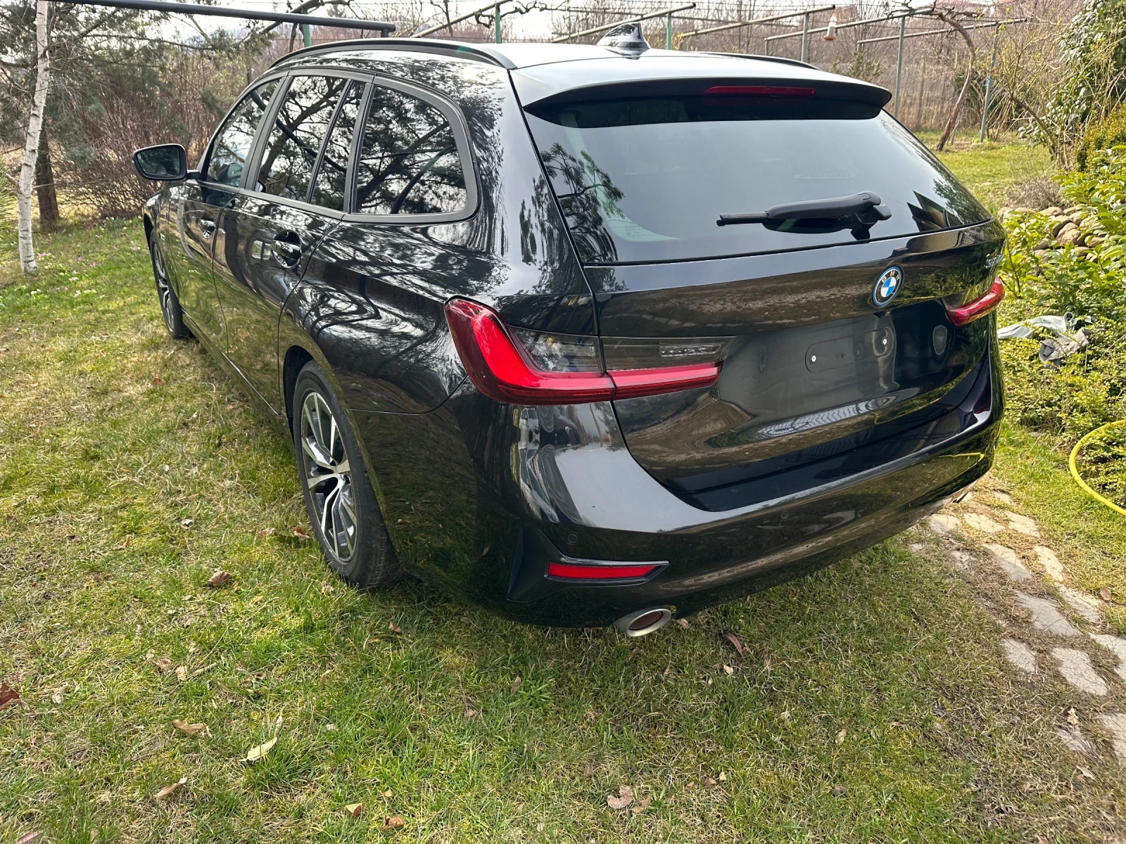 BMW 320 Plug in hybrid 320e, снимка 3 - Автомобили и джипове - 53757445