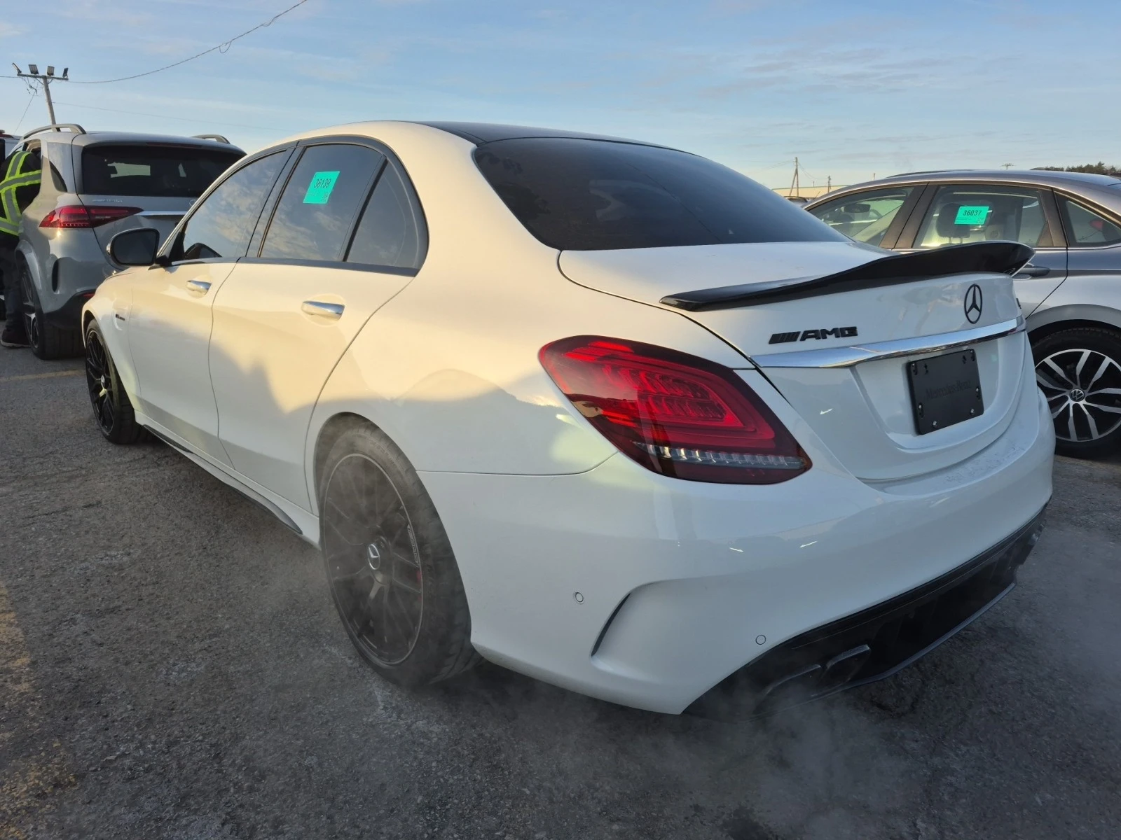 Mercedes-Benz C 63 AMG * * CARFAX* * АВТОКРЕДИТ* * , снимка 3 - Автомобили и джипове - 53784028