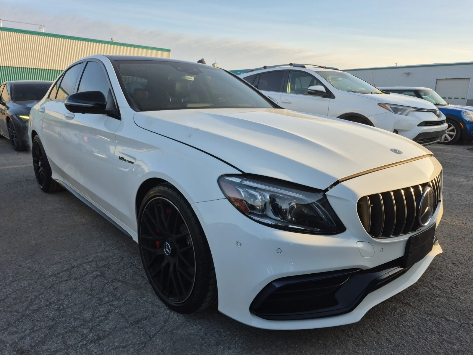 Mercedes-Benz C 63 AMG * * CARFAX* * АВТОКРЕДИТ* * , снимка 2 - Автомобили и джипове - 53784028