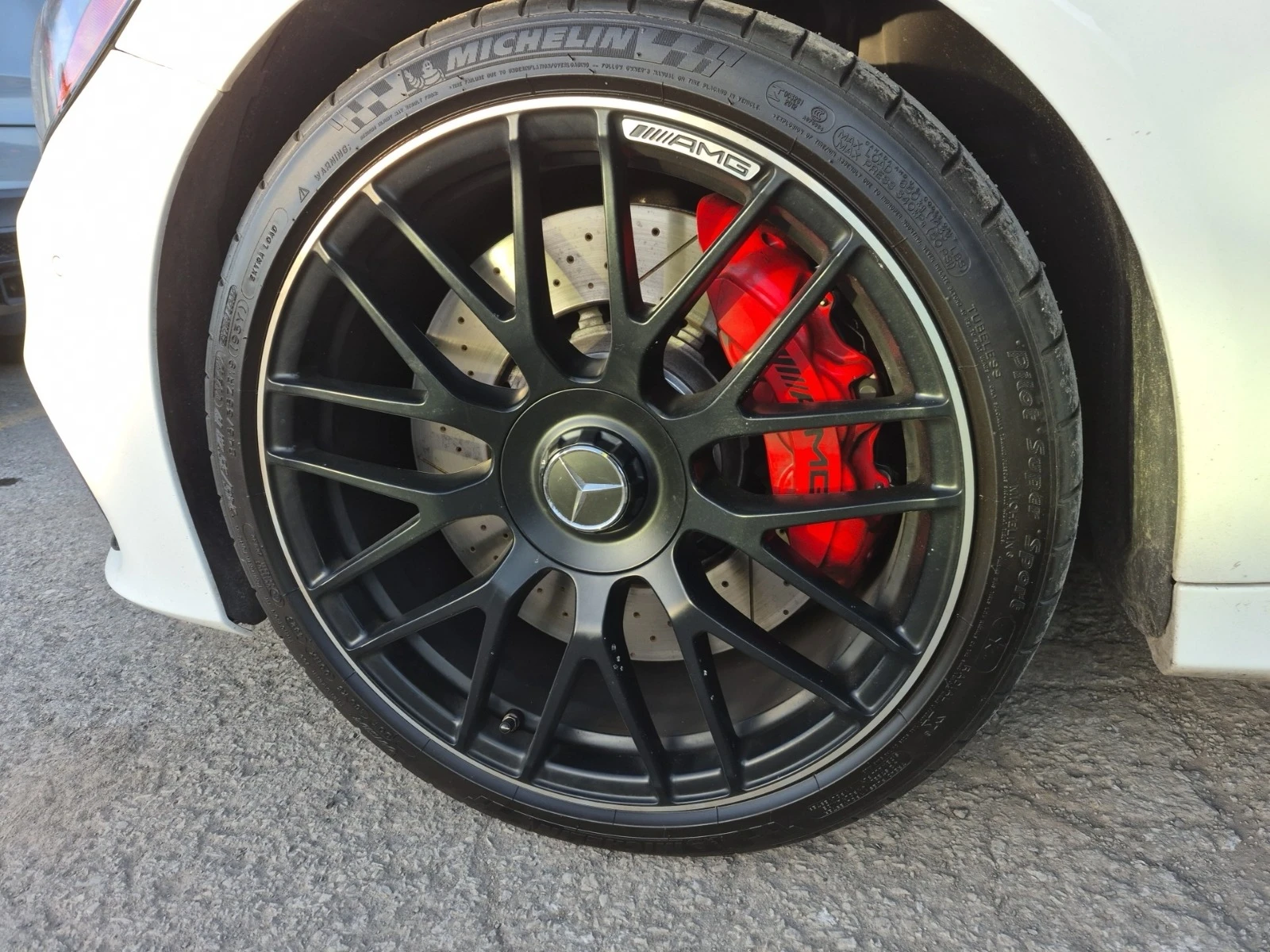 Mercedes-Benz C 63 AMG * * CARFAX* * АВТОКРЕДИТ* * , снимка 6 - Автомобили и джипове - 53784028