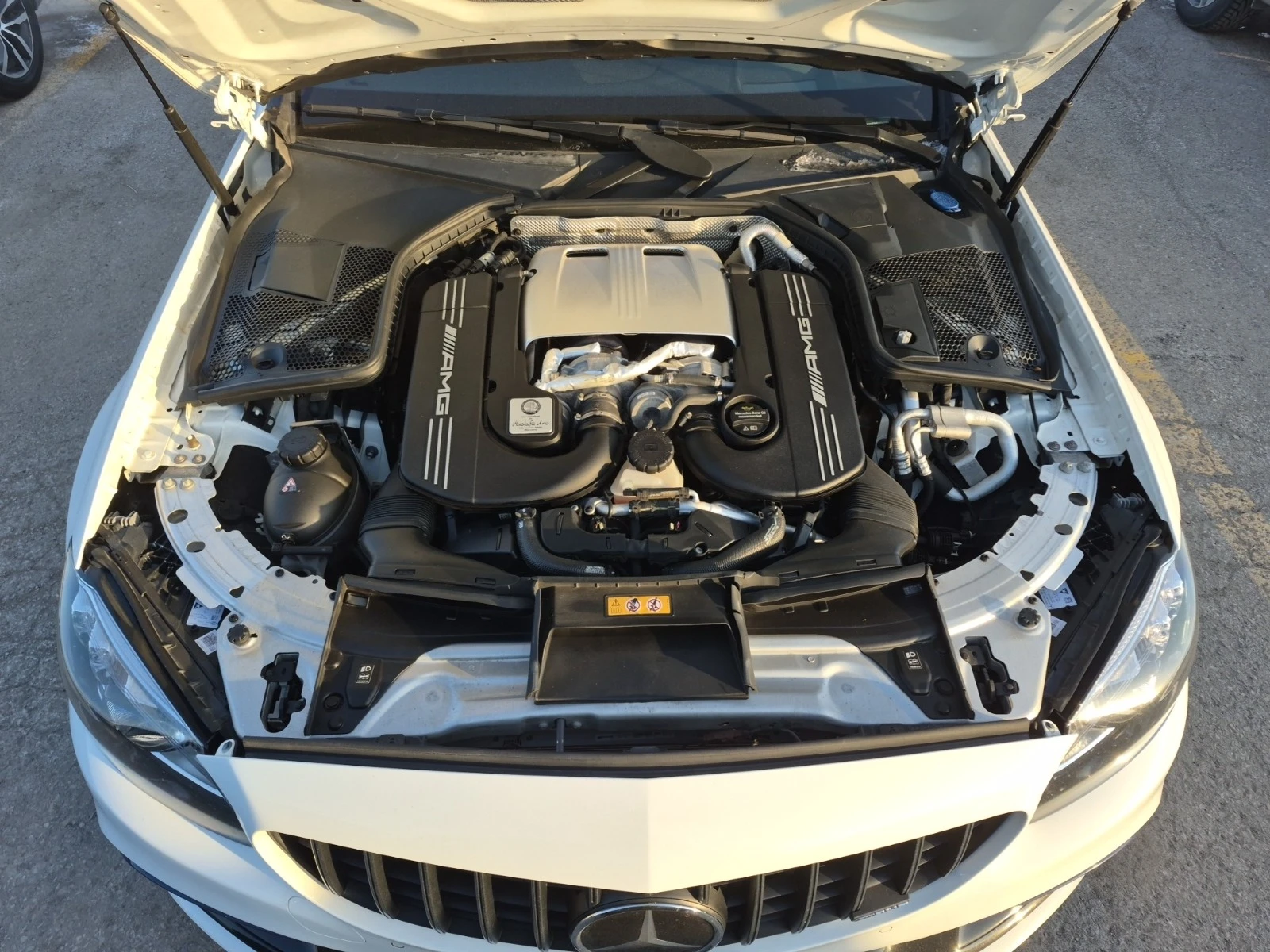 Mercedes-Benz C 63 AMG * * CARFAX* * АВТОКРЕДИТ* * , снимка 7 - Автомобили и джипове - 53784028