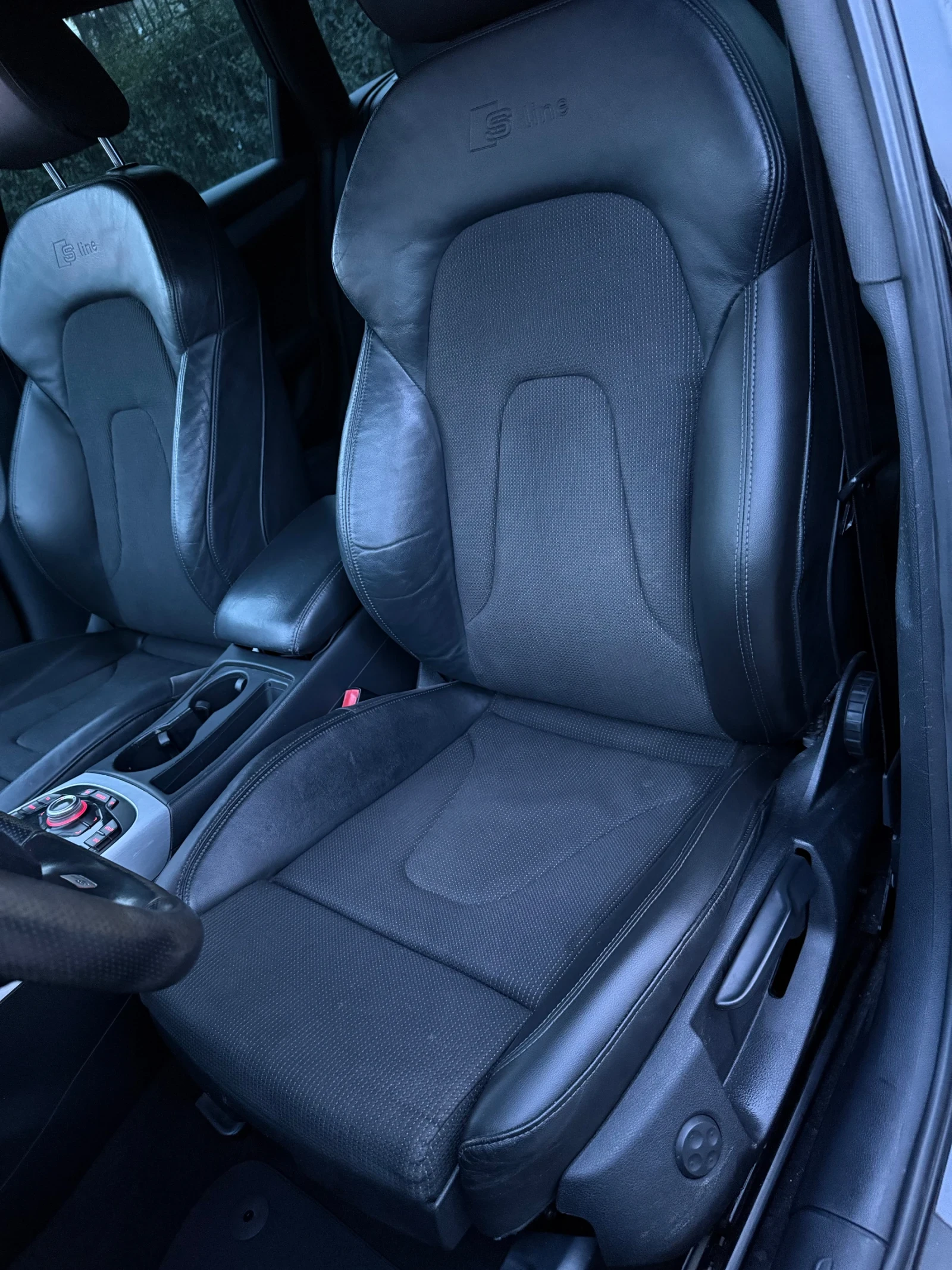 Audi A4 3.0 #S-Line #KEYLESS GO , снимка 11 - Автомобили и джипове - 53916948