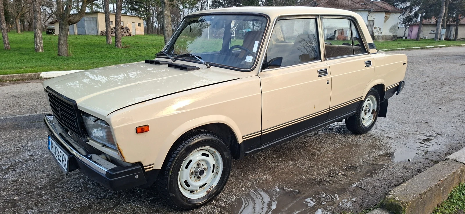 Lada 2107