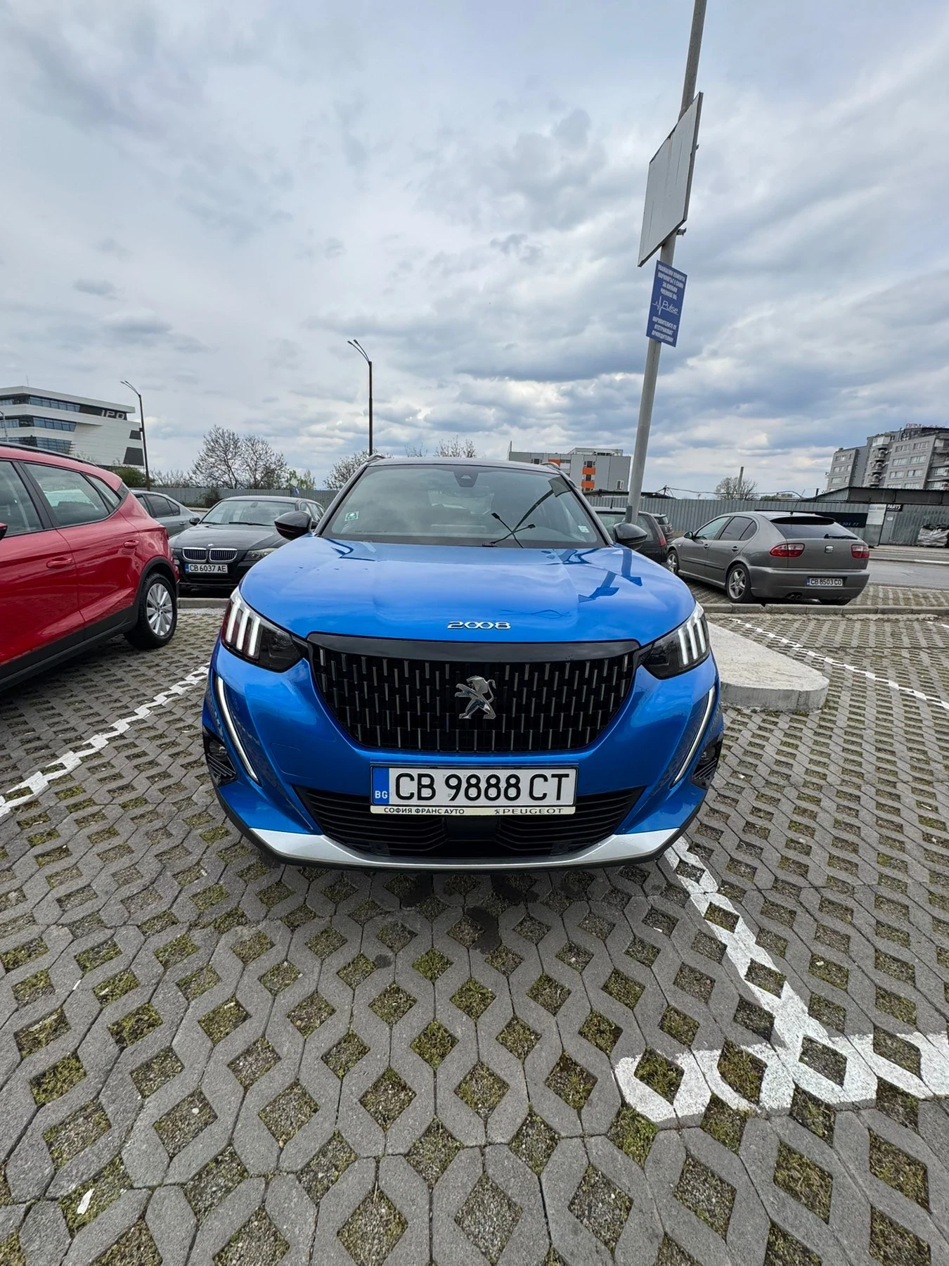 Peugeot 2008 GT, снимка 2 - Автомобили и джипове - 54257355