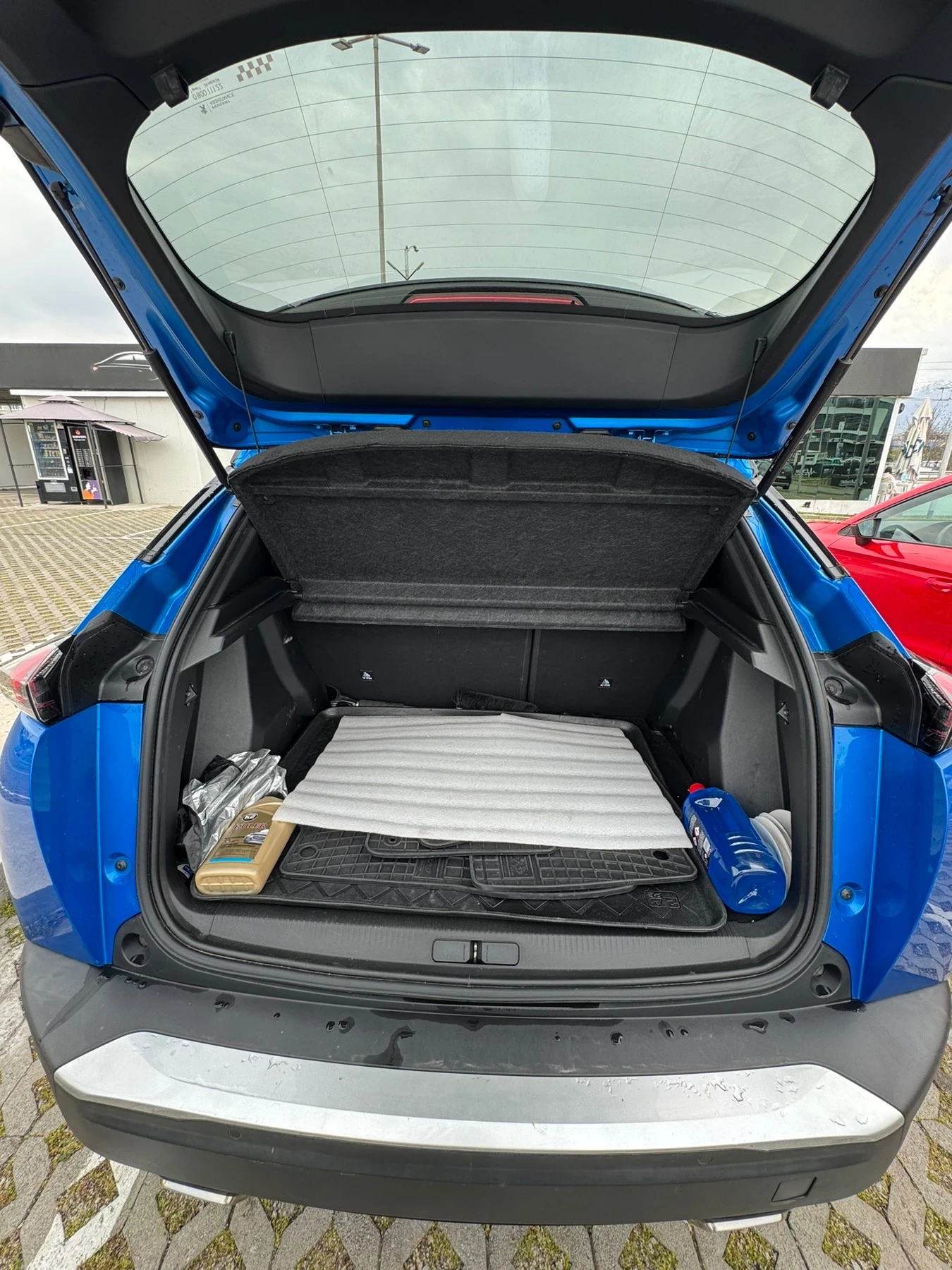 Peugeot 2008 GT, снимка 16 - Автомобили и джипове - 54257355