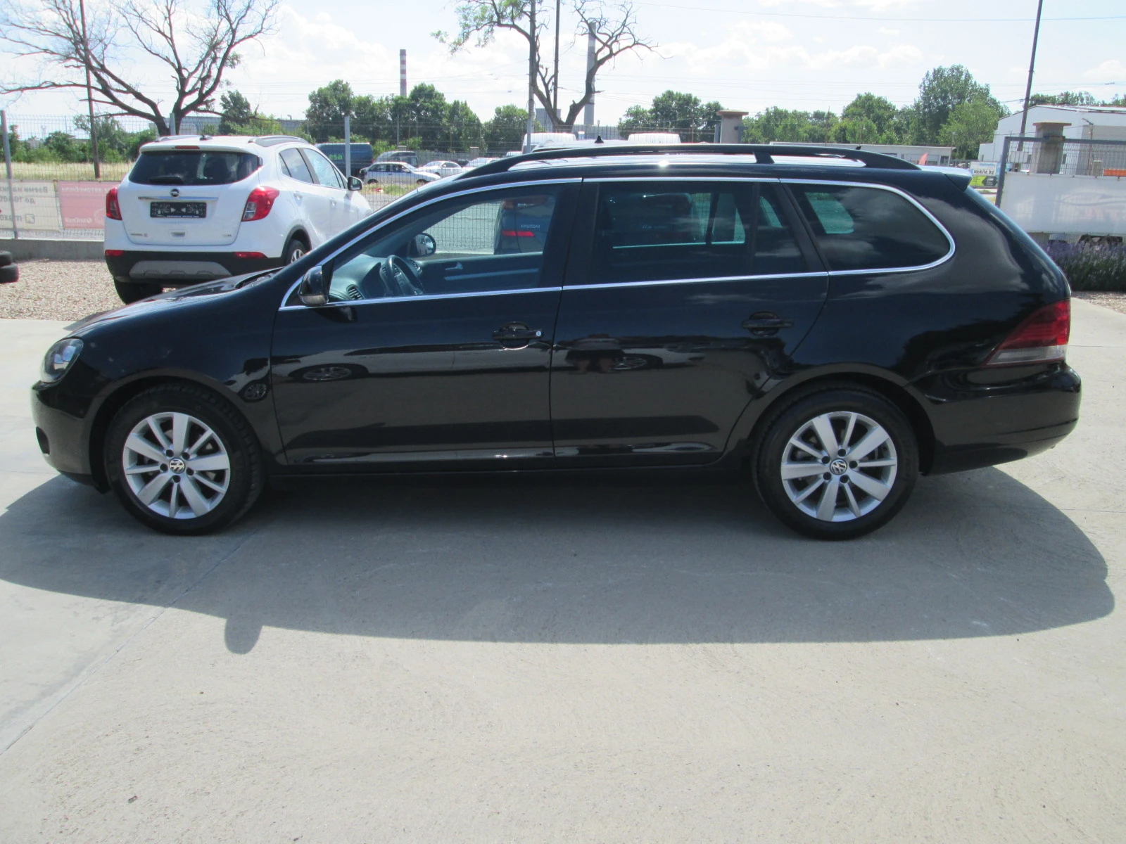 VW Golf Variant 1.6TDI 105Kc, снимка 7 - Автомобили и джипове - 54325243