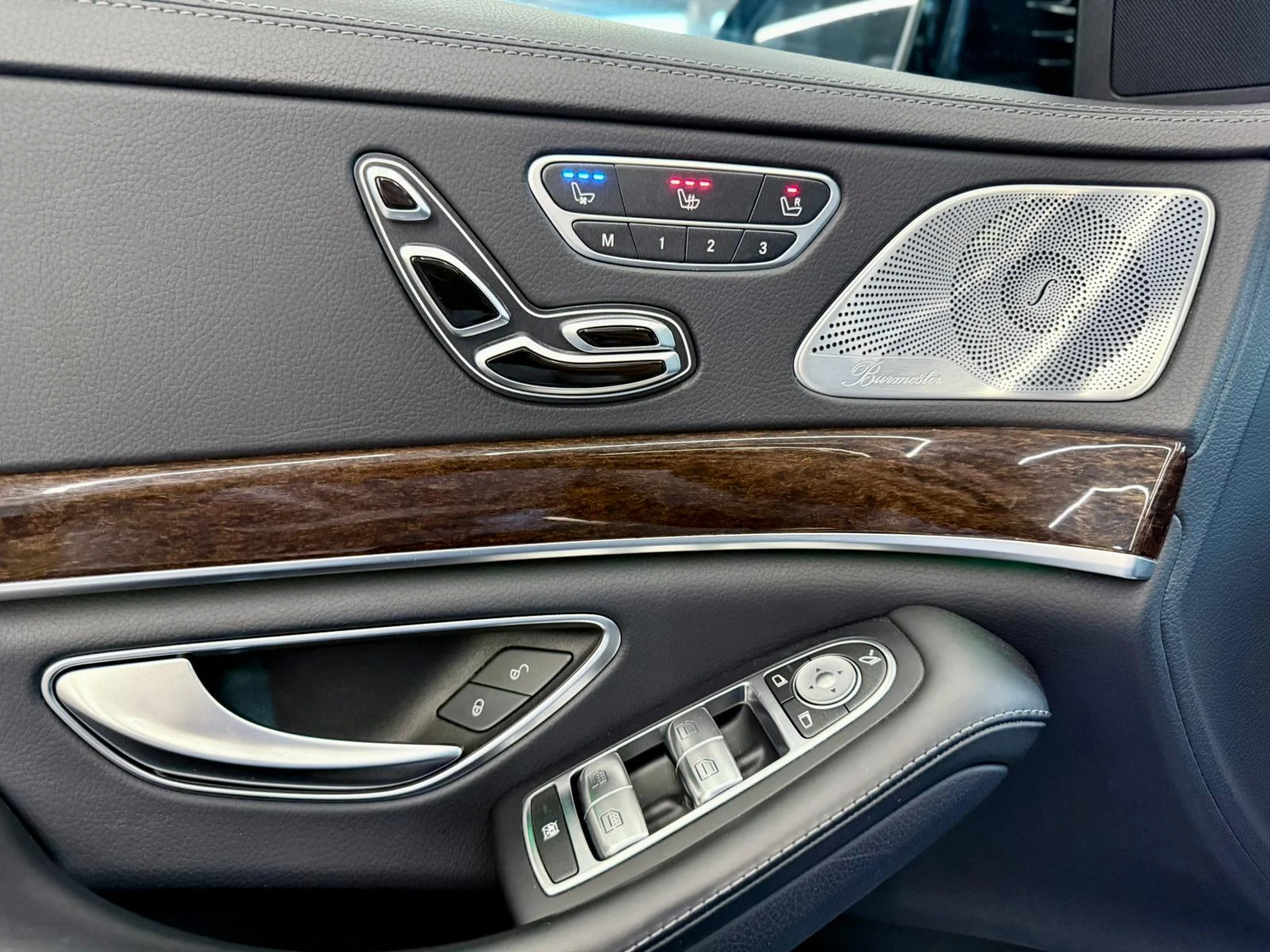 Mercedes-Benz S 400 L* 4M* 360* Панорама* Burmester* Обдух* Лизинг, снимка 7 - Автомобили и джипове - 54478036