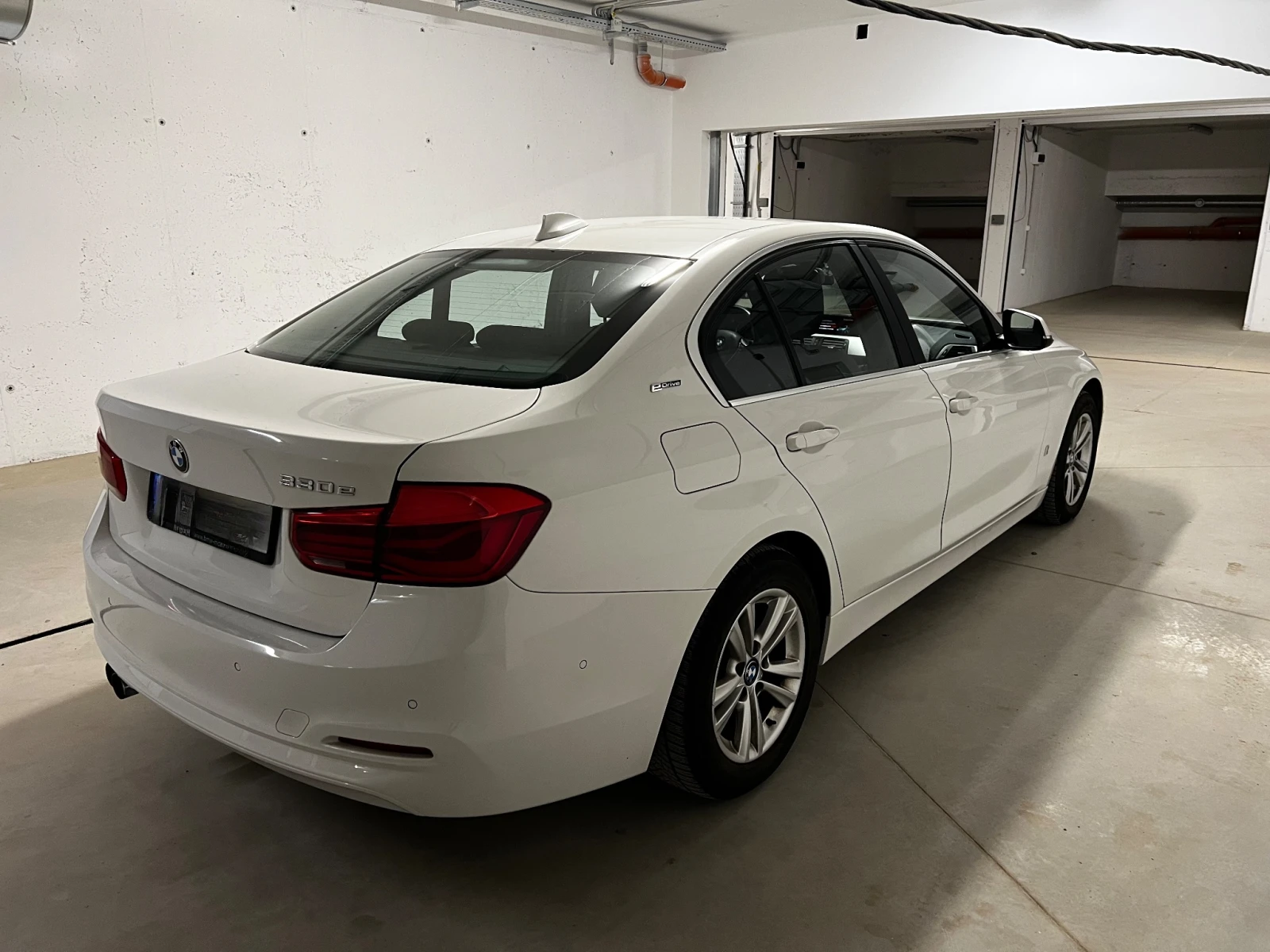 BMW 330 е, снимка 3 - Автомобили и джипове - 54482218