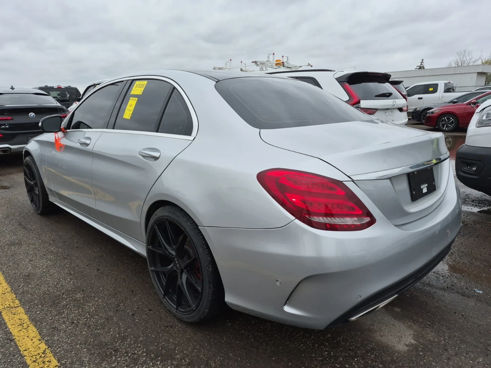 Mercedes-Benz C 400 AMG * BURMESTER * ПАНОРАМА * CARFAX * , снимка 4 - Автомобили и джипове - 54553155
