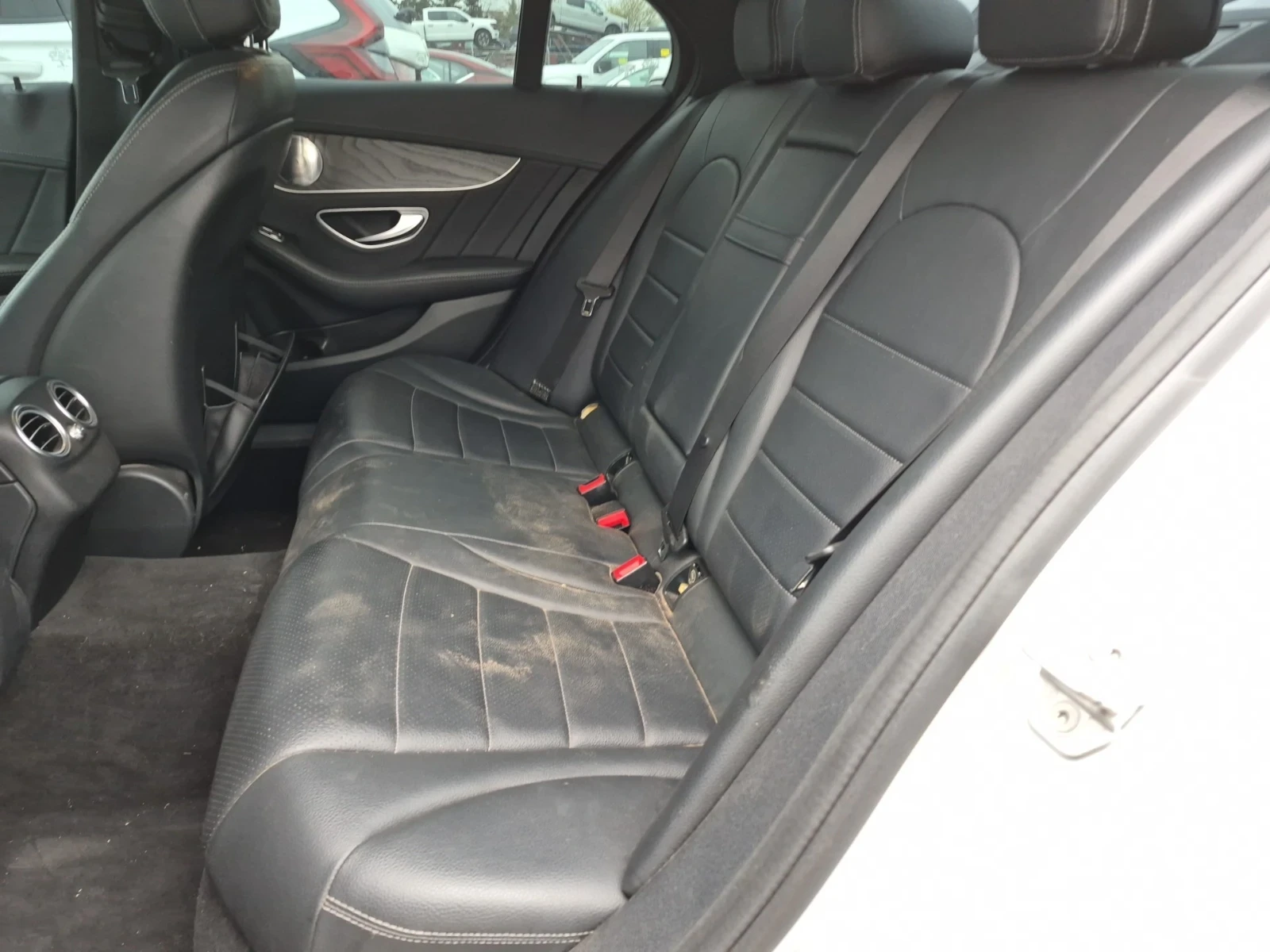 Mercedes-Benz C 400 AMG * BURMESTER * ПАНОРАМА * CARFAX * , снимка 10 - Автомобили и джипове - 54553155