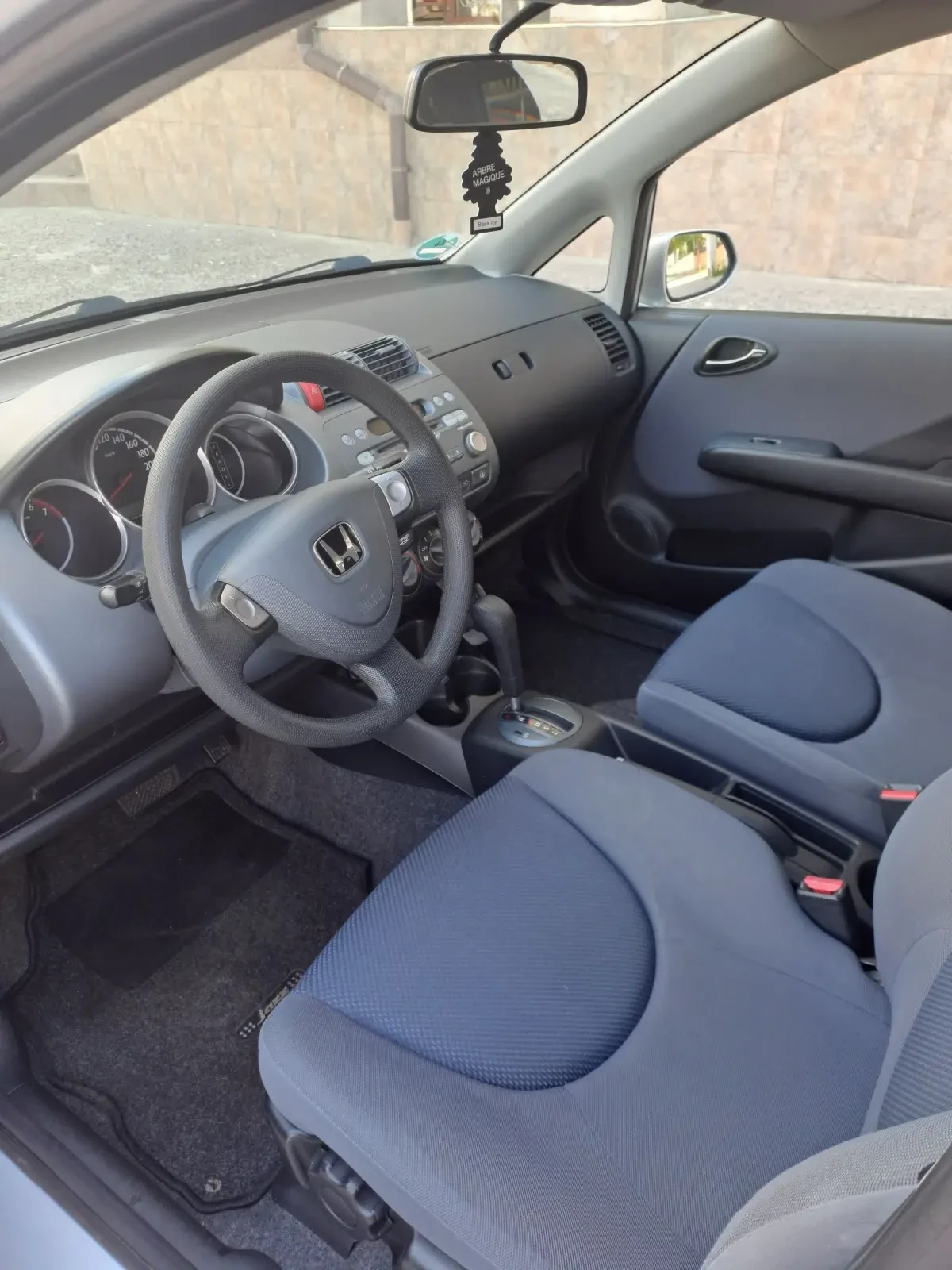 Honda Jazz 1.4/100/K.C., снимка 8 - Автомобили и джипове - 54568364