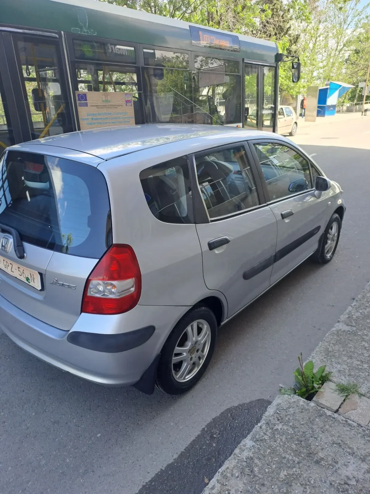 Honda Jazz 1.4/100/K.C., снимка 6 - Автомобили и джипове - 54568364