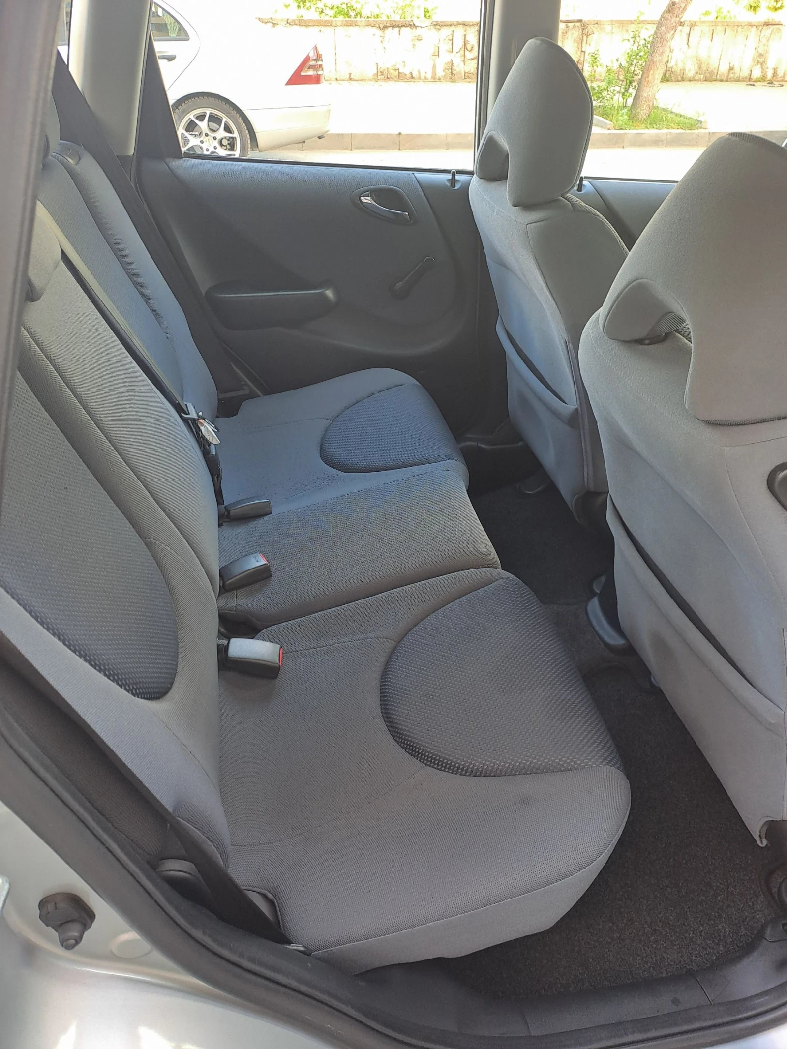 Honda Jazz 1.4/100/K.C., снимка 12 - Автомобили и джипове - 54568364