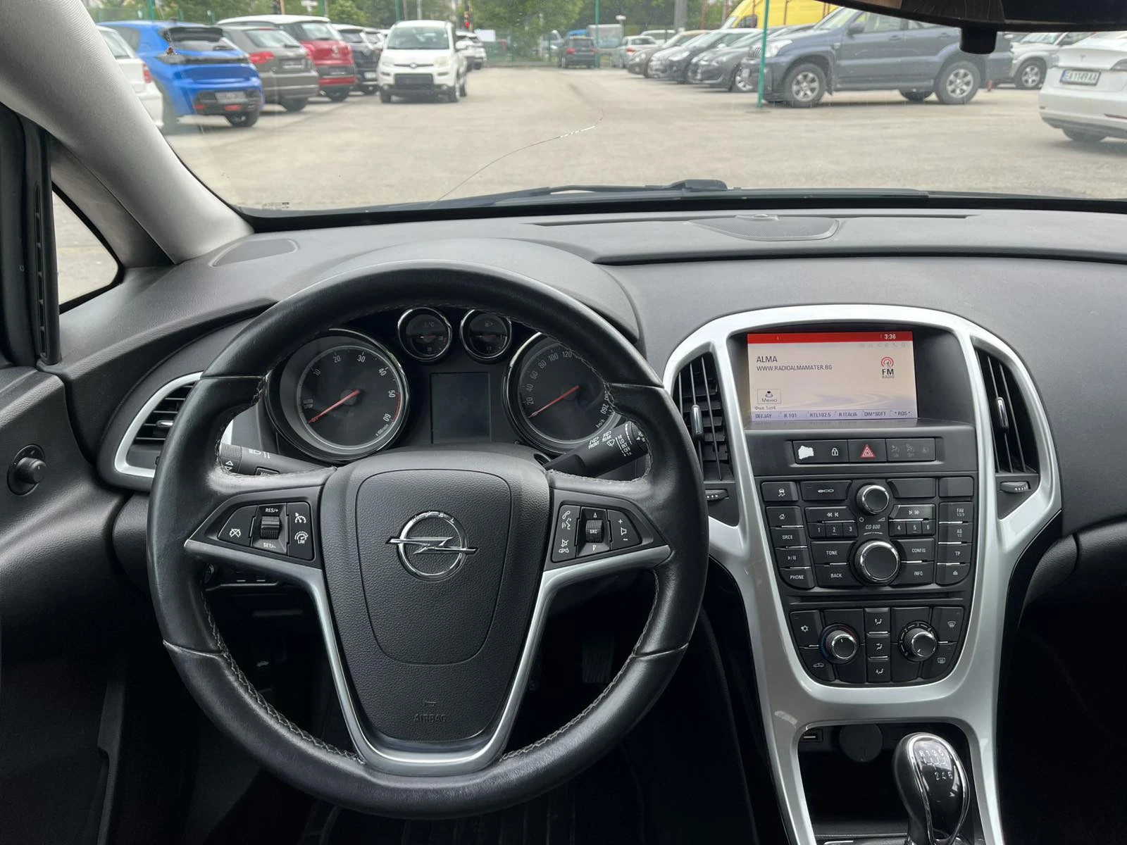 Opel Astra 1.6 DISEL ЕУРО 6, снимка 15 - Автомобили и джипове - 54618125