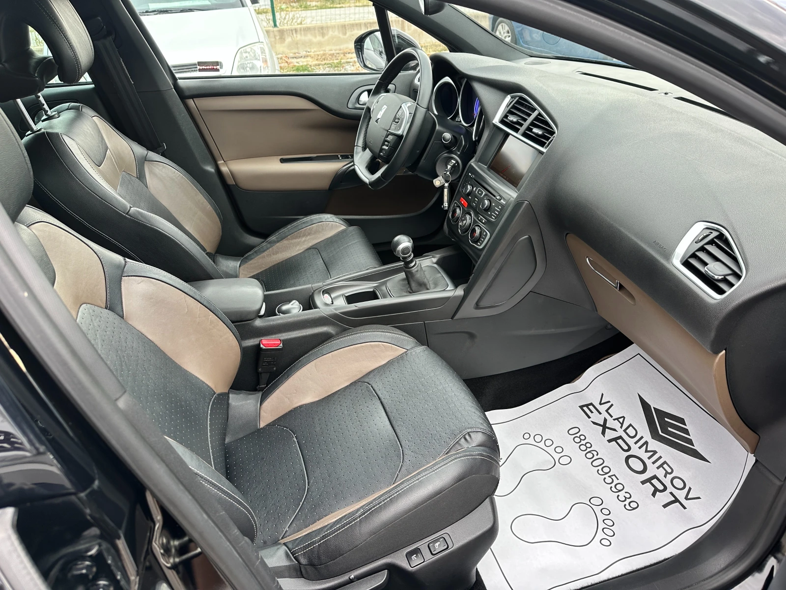 Citroen DS4 2.0HDI SPORT CHIC / Реални КМ / 1-Собственик , снимка 8 - Автомобили и джипове - 54702576