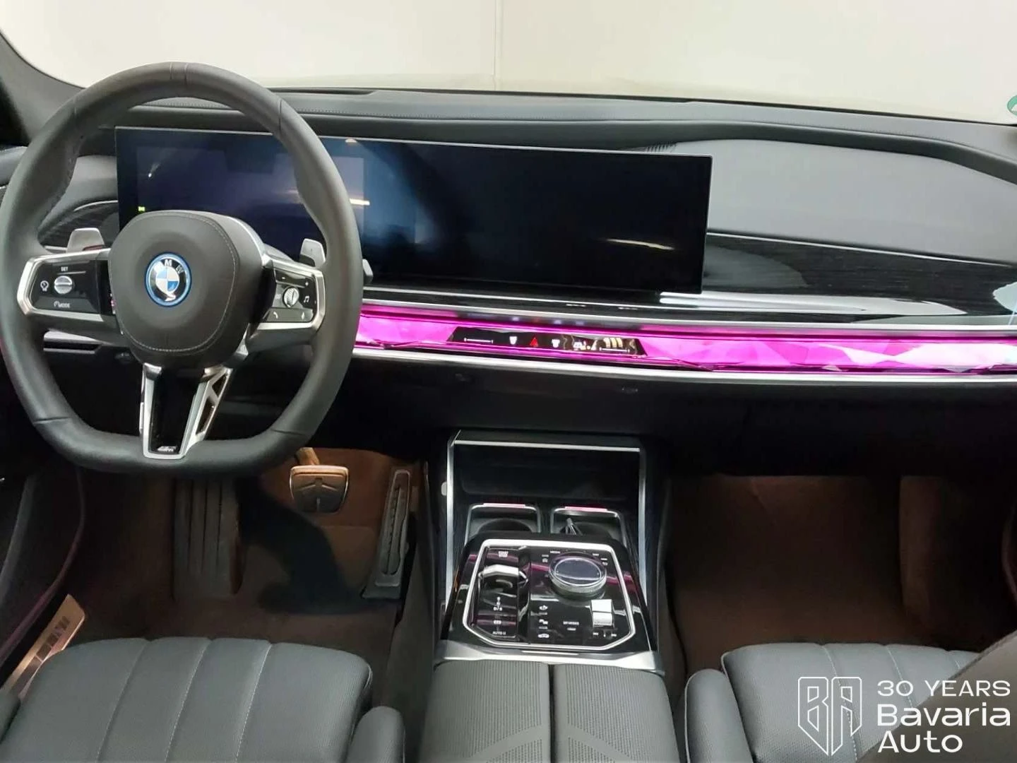 BMW 750 e xDrive M Sport Paket, снимка 7 - Автомобили и джипове - 54969968