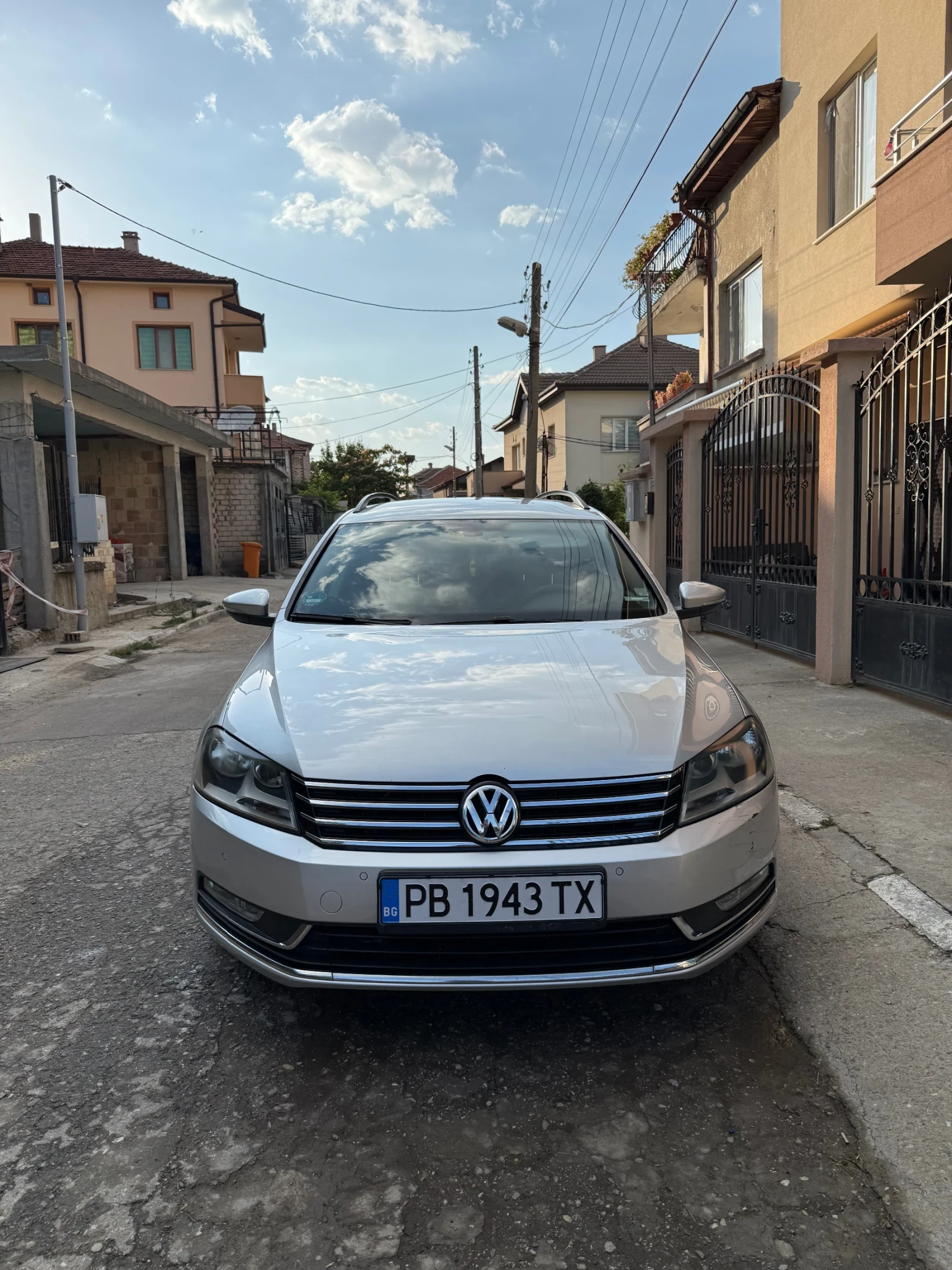 VW Passat 1.6 TDI, снимка 3 - Автомобили и джипове - 55136776