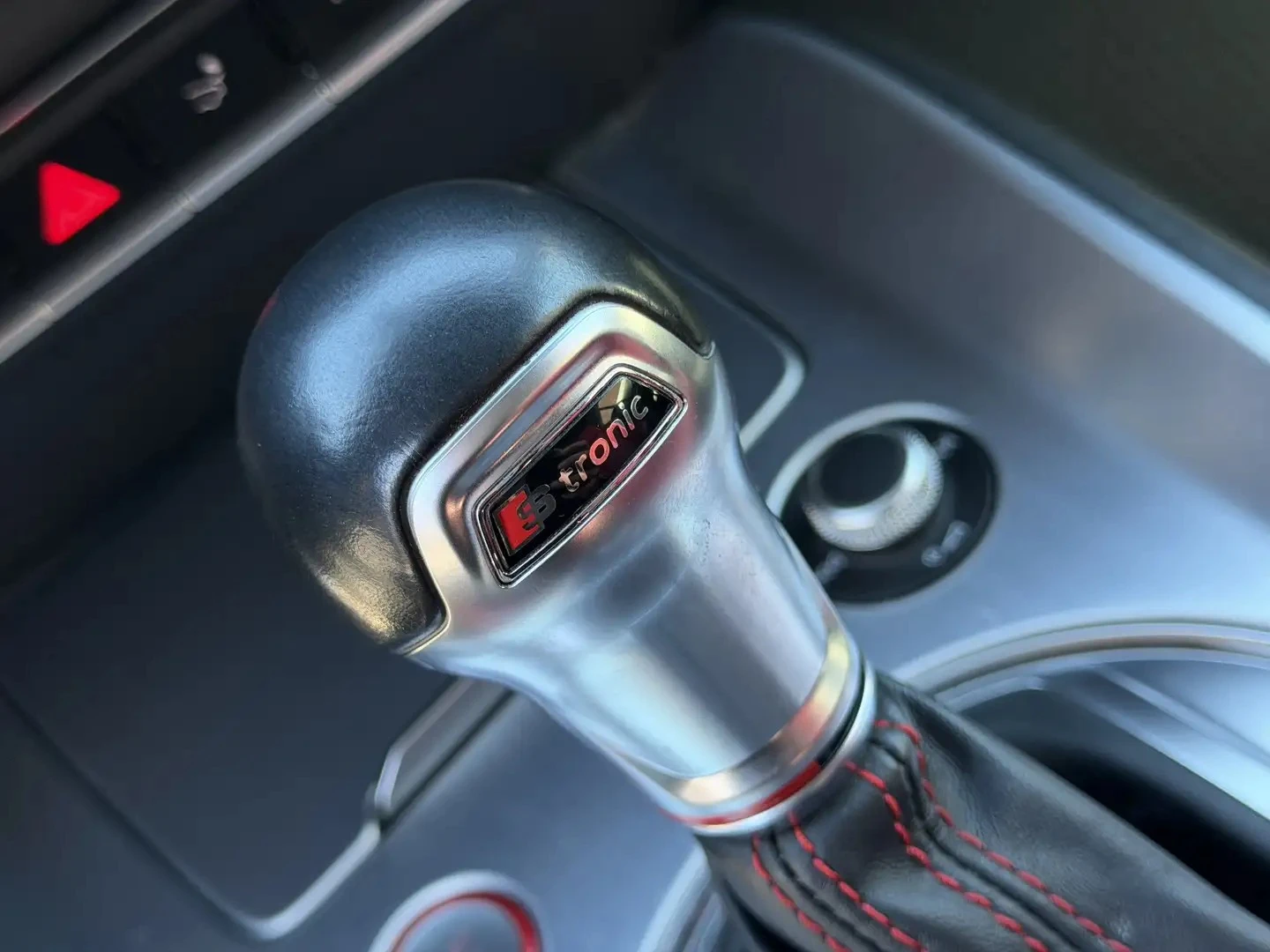 Audi Tt S* Coupe* АвтоКредит* (ЦЕНА ДО БГ), снимка 16 - Автомобили и джипове - 55300252