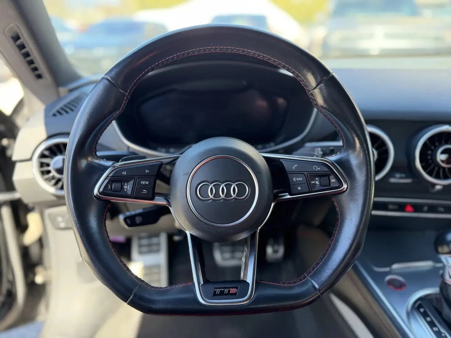 Audi Tt S* Coupe* АвтоКредит* (ЦЕНА ДО БГ), снимка 12 - Автомобили и джипове - 55300252