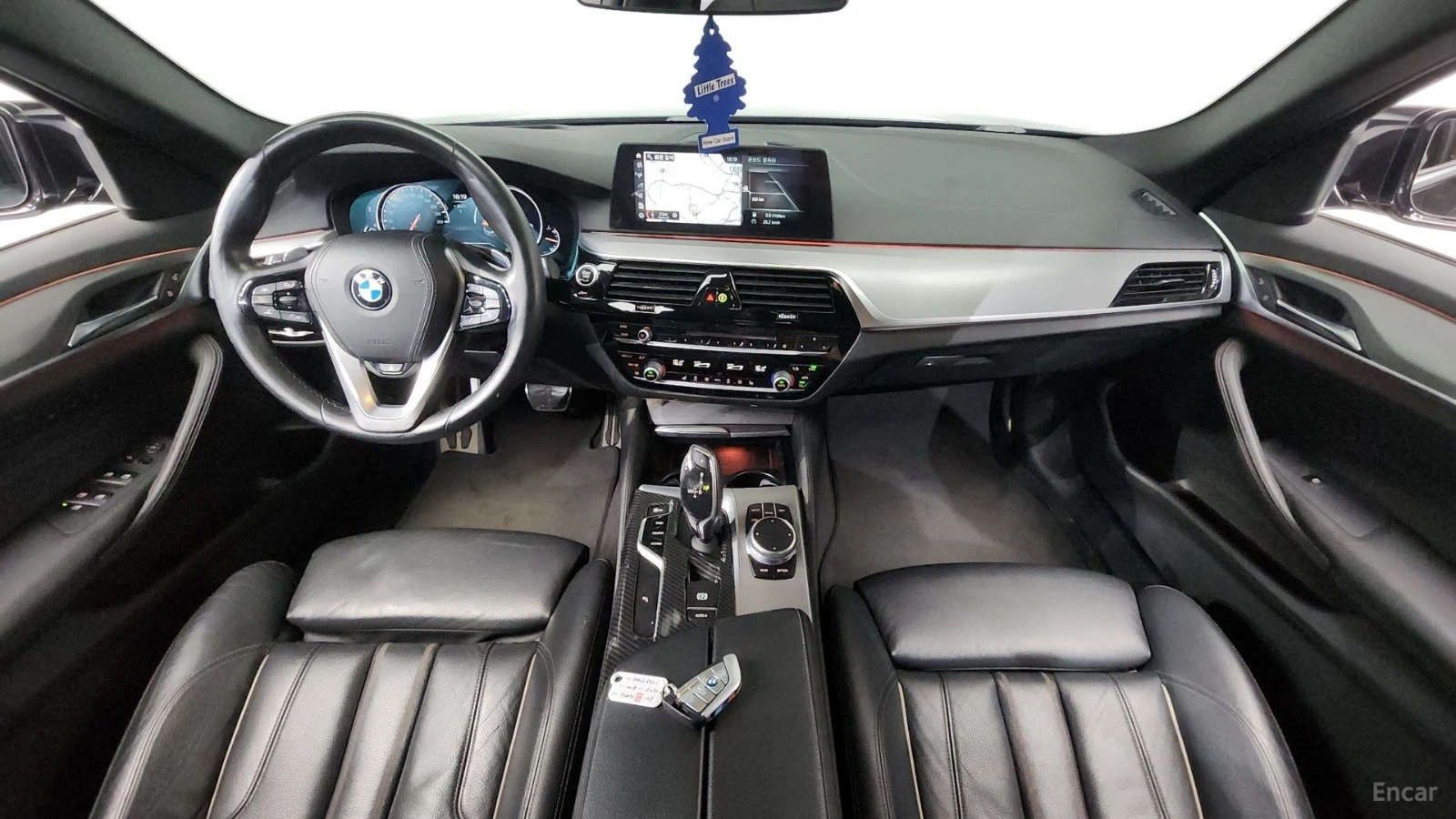 BMW 530 M-SPORT* КОЖА* ПОДГРЕВ* ШИБИДАХ* КАМЕРА* , снимка 6 - Автомобили и джипове - 55485394