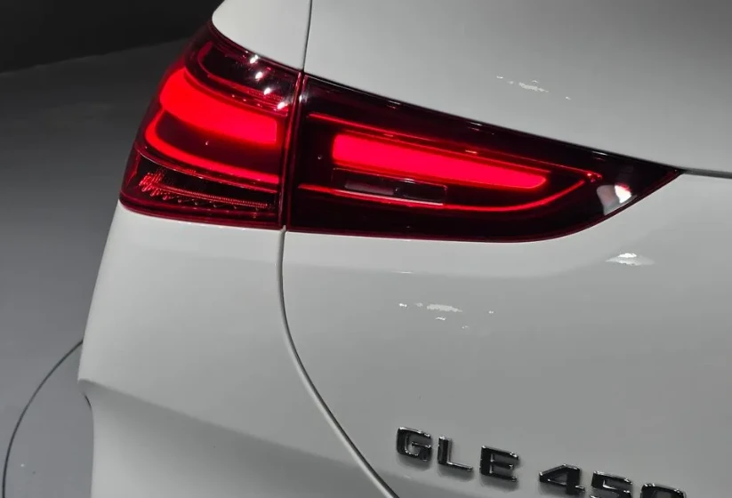 Mercedes-Benz GLE 450 * АВТО КРЕДИТ* ЦЕНА ДО БГ * СЕРВИЗНА ИСТОРИЯ * , снимка 6 - Автомобили и джипове - 55485879
