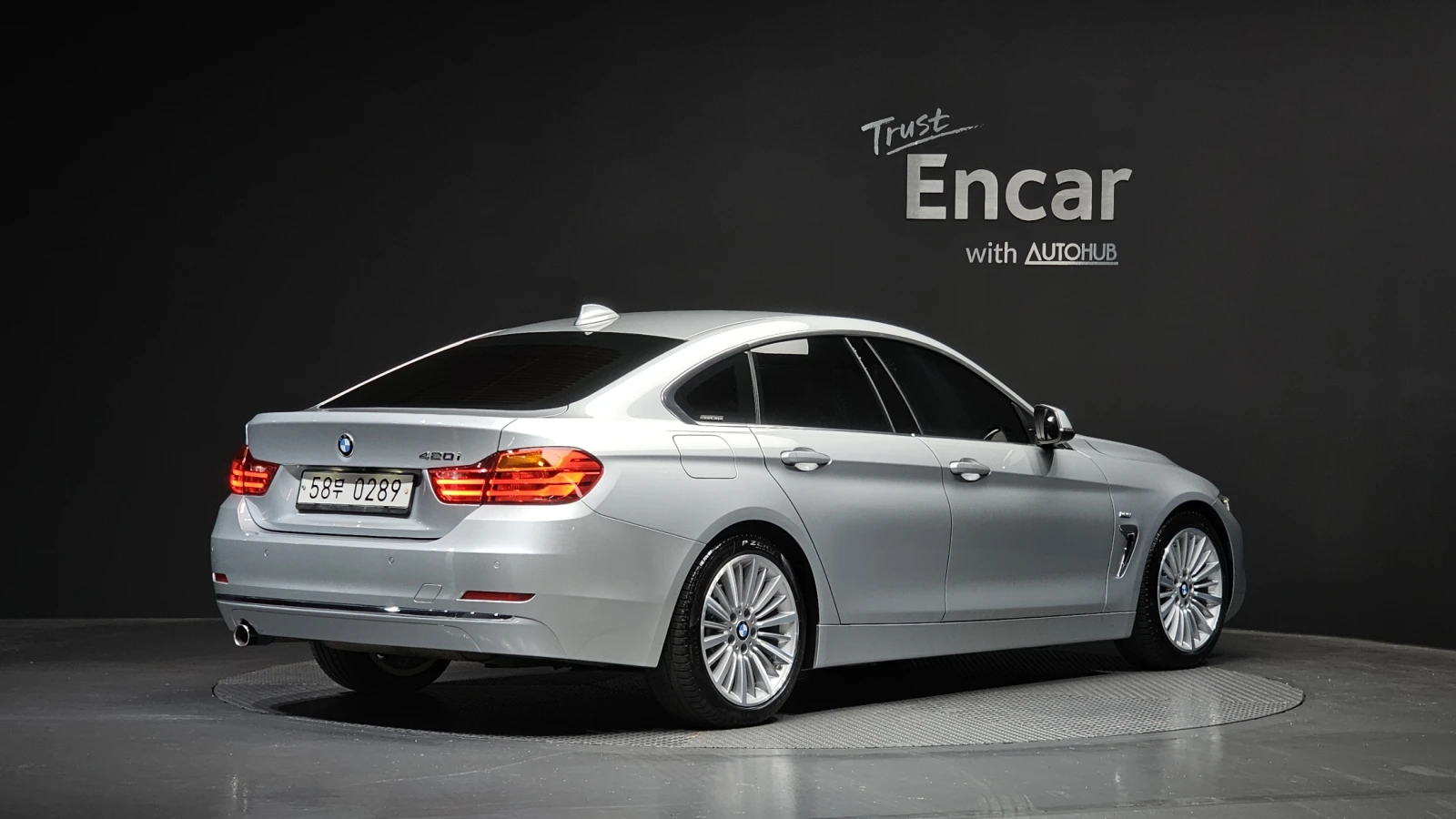 BMW 420 ЕЛ. БАГАЖНИК* HUD* ЛЮК* ПОДГРЕВ ВОЛАН* КРАЙНА ЦЕНА, снимка 2 - Автомобили и джипове - 55496055