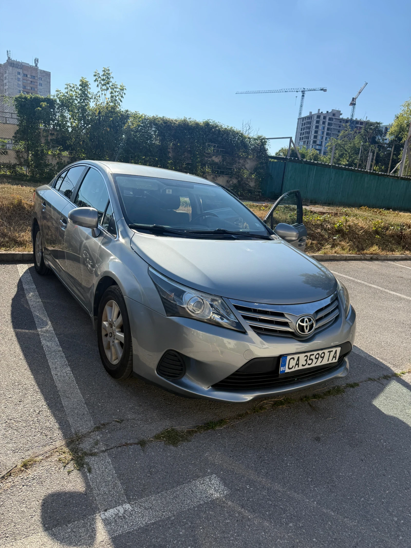 Toyota Avensis T27, снимка 4 - Автомобили и джипове - 55601812