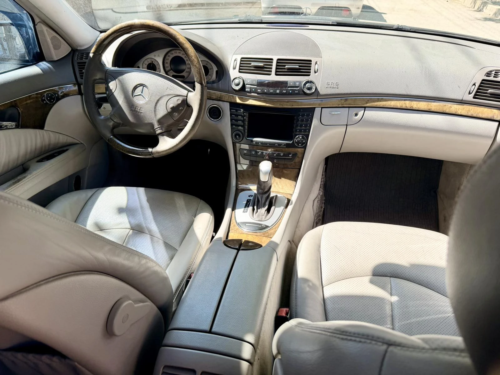 Mercedes-Benz E 280 CDI, снимка 17 - Автомобили и джипове - 55768879