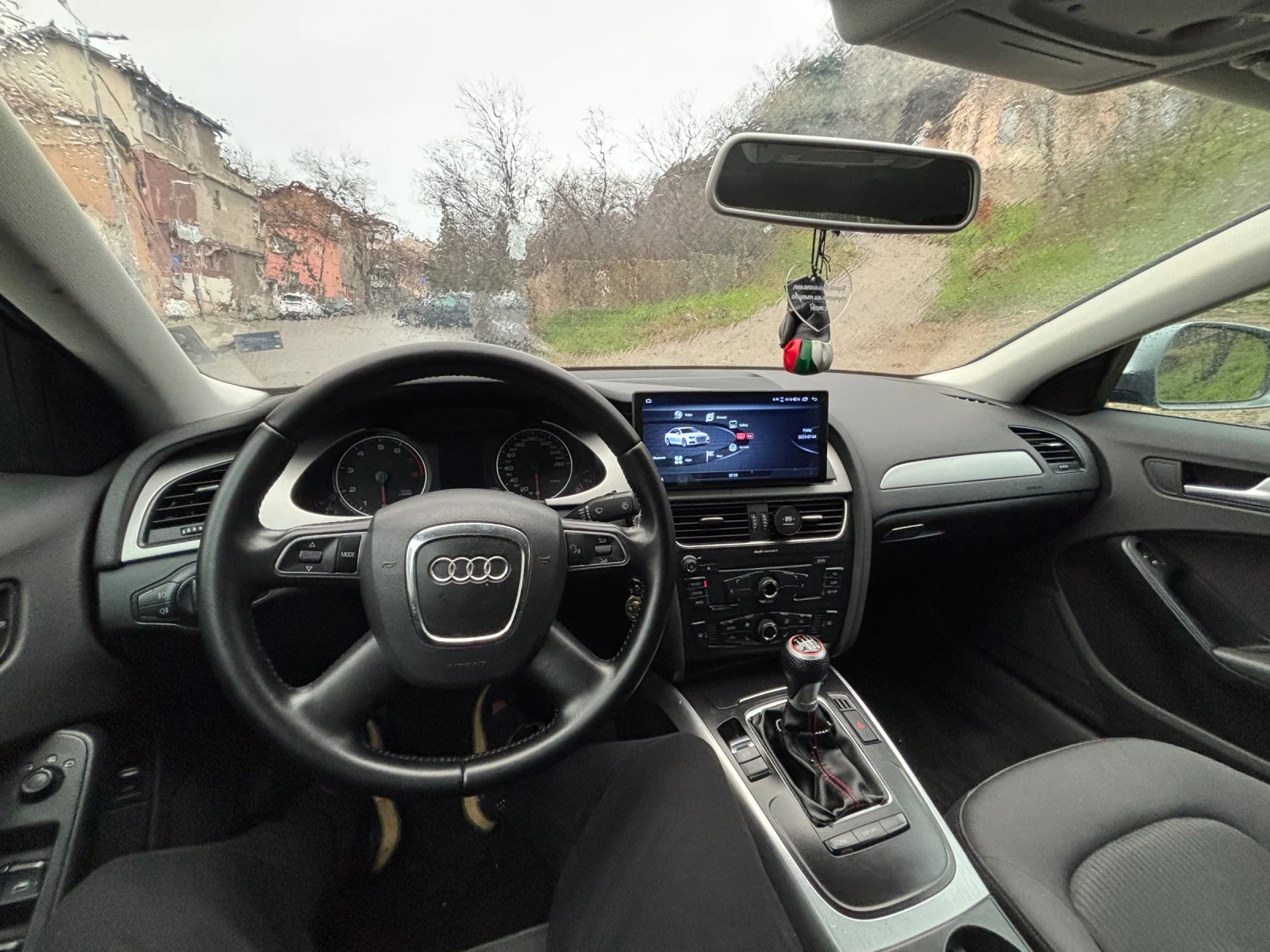 Audi A4 1, 8 TFSI , снимка 2 - Автомобили и джипове - 56574296