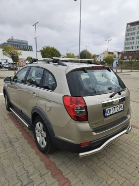 Chevrolet Captiva 4x4 обслужена нови гуми реални км , снимка 5