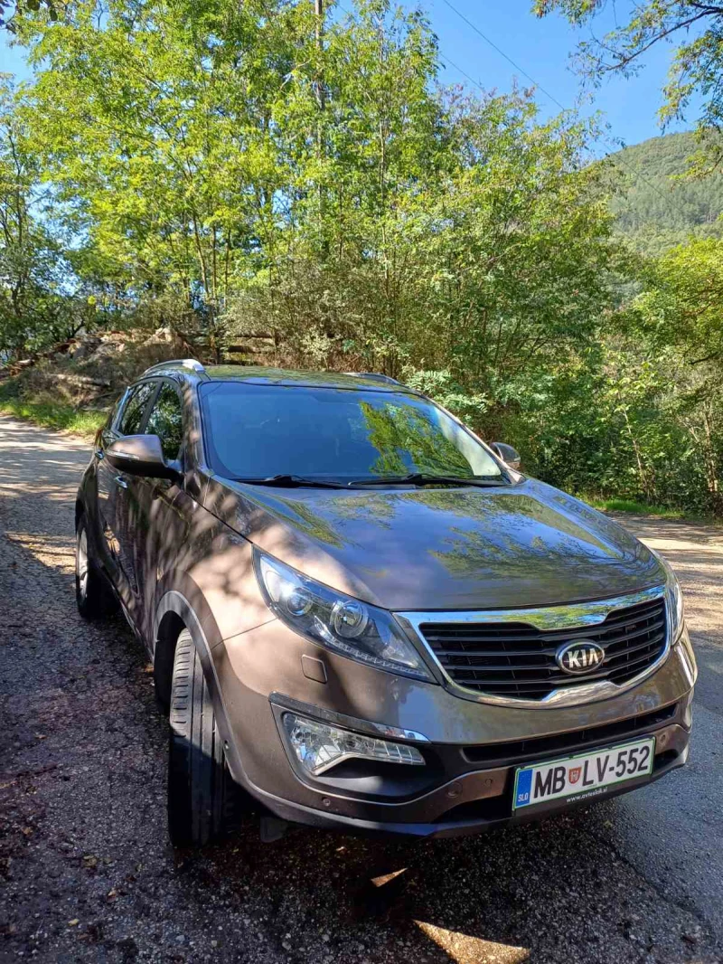 Kia Sportage, снимка 4 - Автомобили и джипове - 47357695