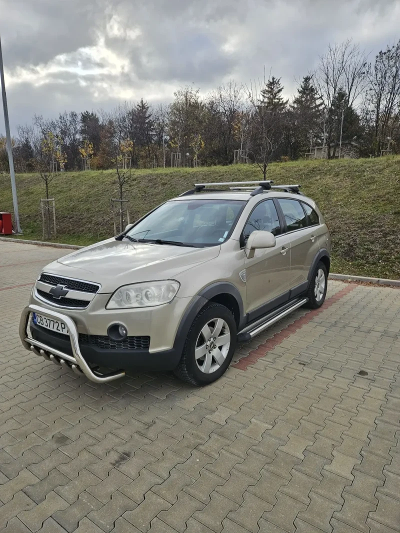 Chevrolet Captiva 4x4 обслужена нови гуми реални км , снимка 2 - Автомобили и джипове - 48004264