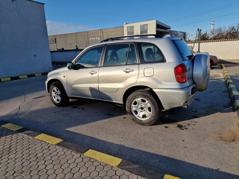 Toyota Rav4, снимка 3 - Автомобили и джипове - 48101727