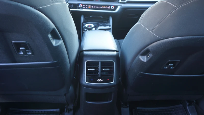 Kia Sportage 1.6 T-GDi  Full Hybrid Automatic, снимка 9 - Автомобили и джипове - 52407714