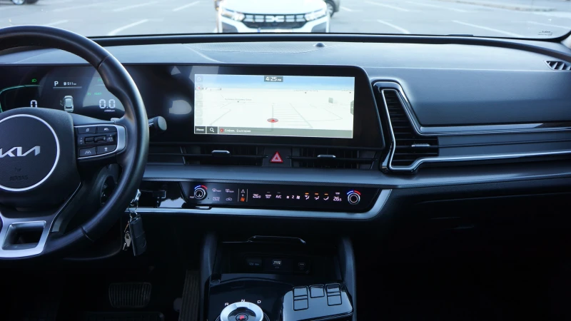 Kia Sportage 1.6 T-GDi  Full Hybrid Automatic, снимка 13 - Автомобили и джипове - 52407714