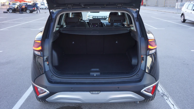 Kia Sportage 1.6 T-GDi  Full Hybrid Automatic, снимка 5 - Автомобили и джипове - 52407714